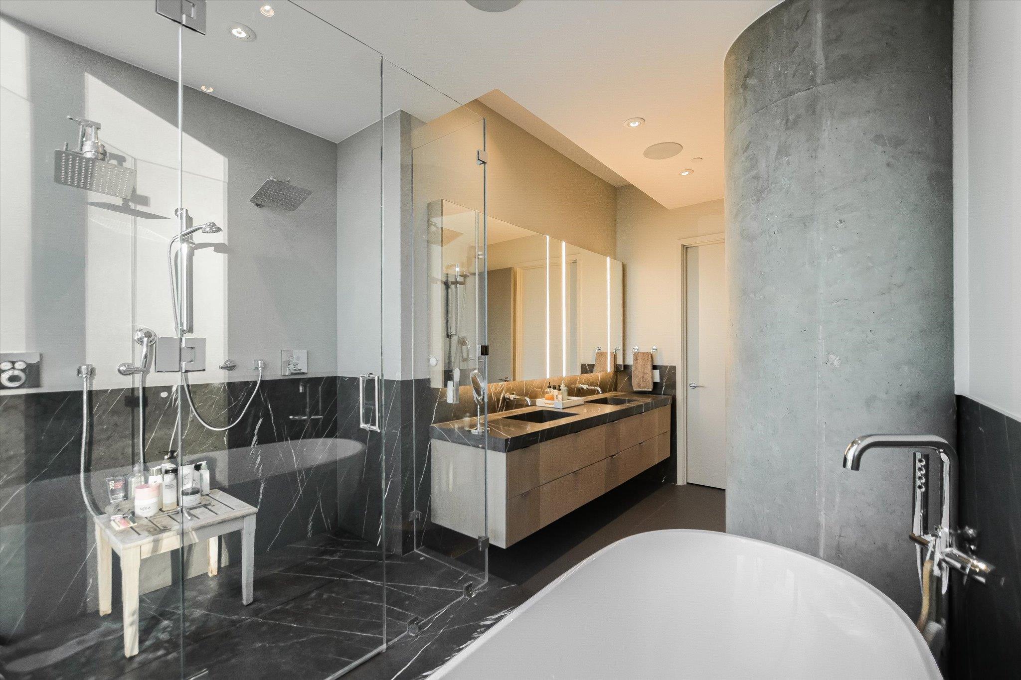 210 Lavaca St # 3108, Austin, TX 78701