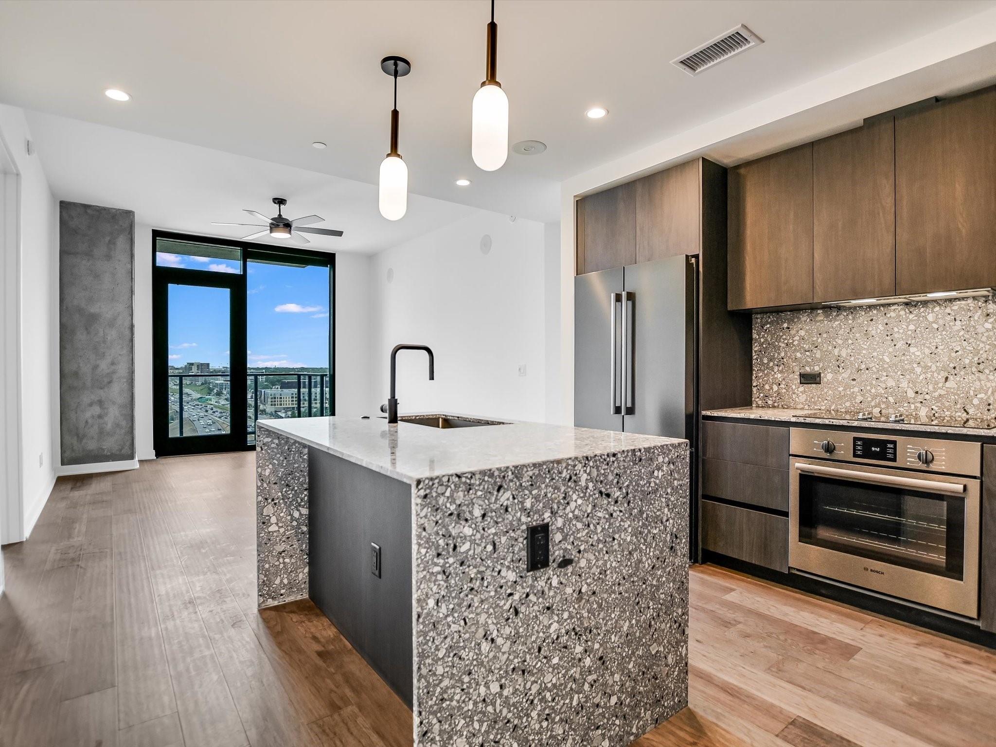 84 East Ave # 1503, Austin, TX 78701