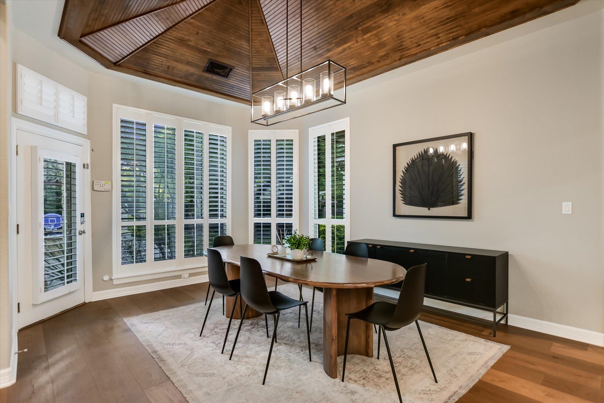 10320 Avery Club Dr, Austin, TX 78717