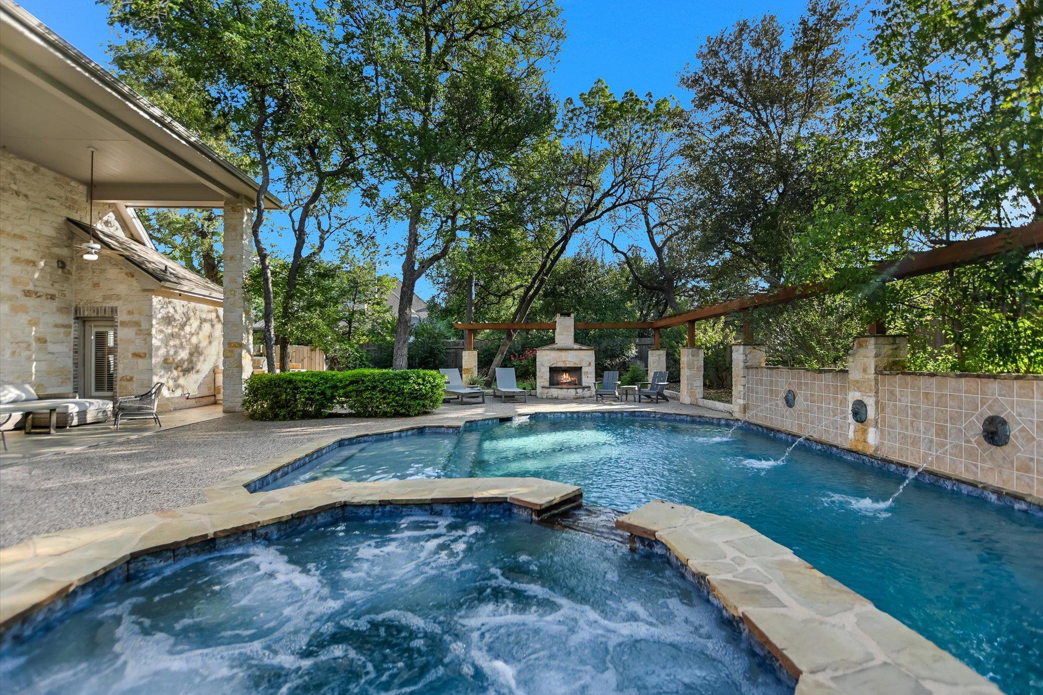 10320 Avery Club Dr, Austin, TX 78717