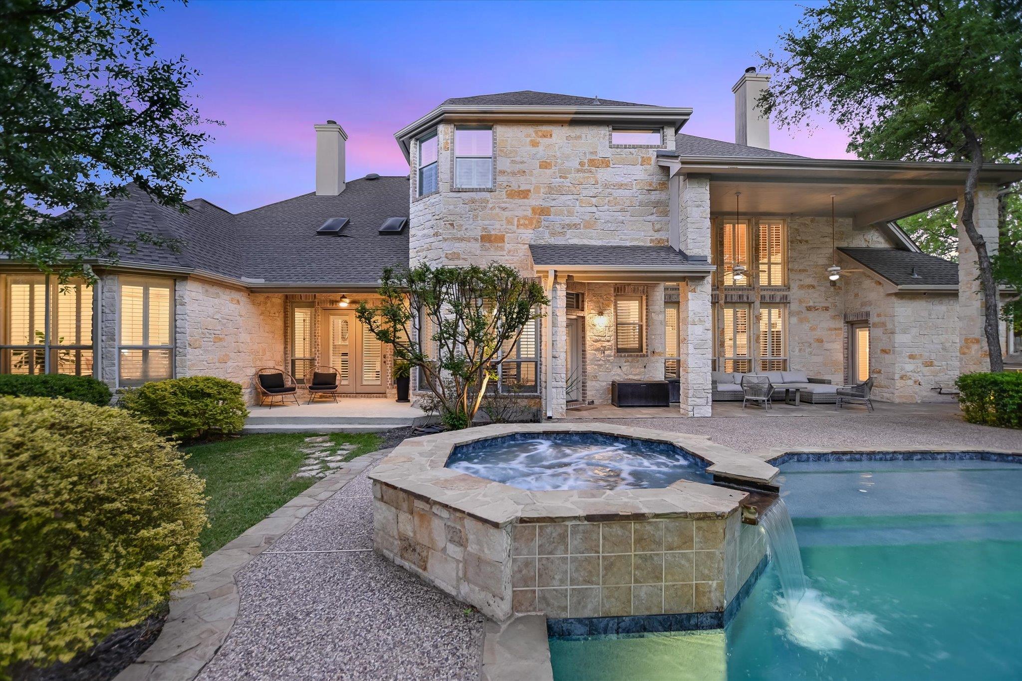 10320 Avery Club Dr, Austin, TX 78717