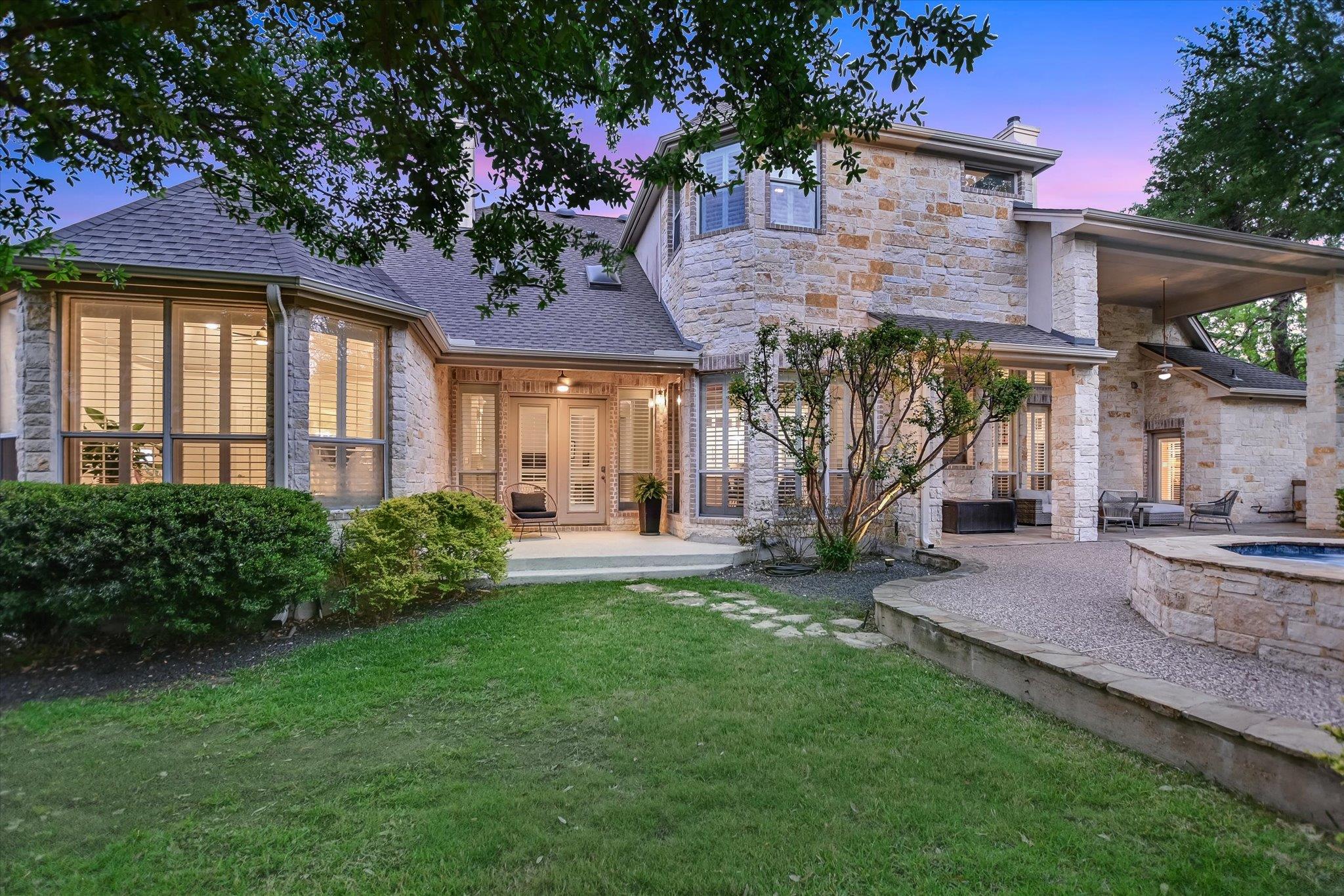 10320 Avery Club Dr, Austin, TX 78717