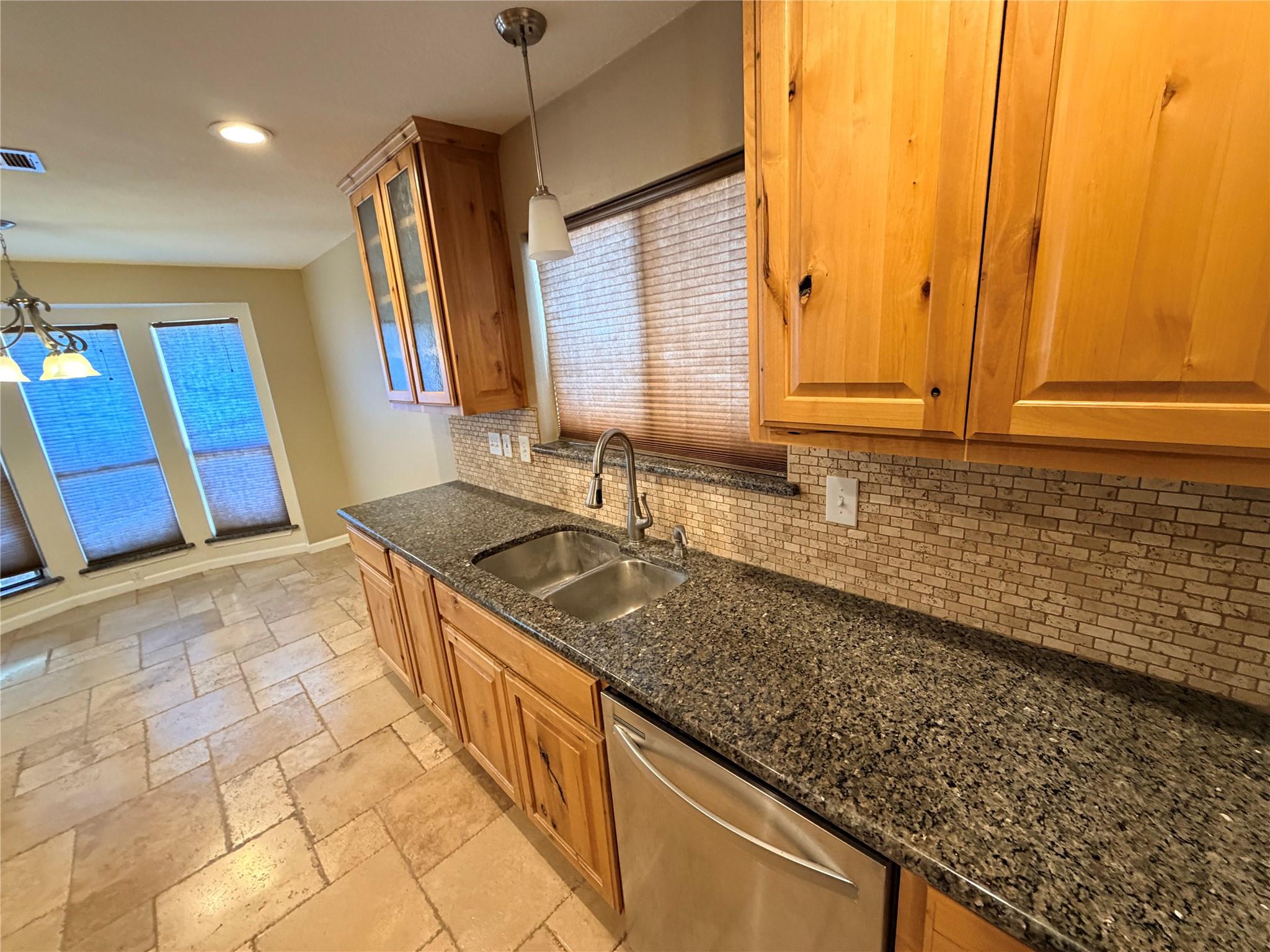 3103 Whisper Oaks Ln # A & B, Georgetown, TX 78628