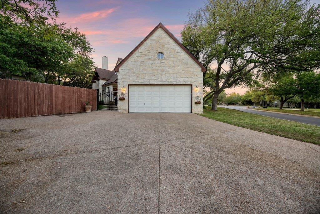211 River Down Rd, Georgetown, TX 78628