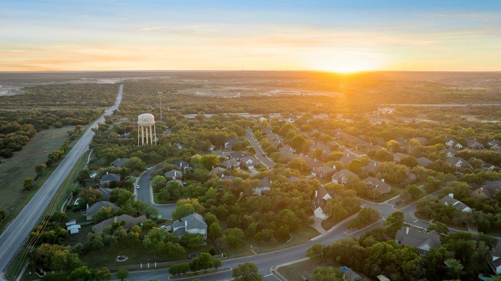 211 River Down Rd, Georgetown, TX 78628