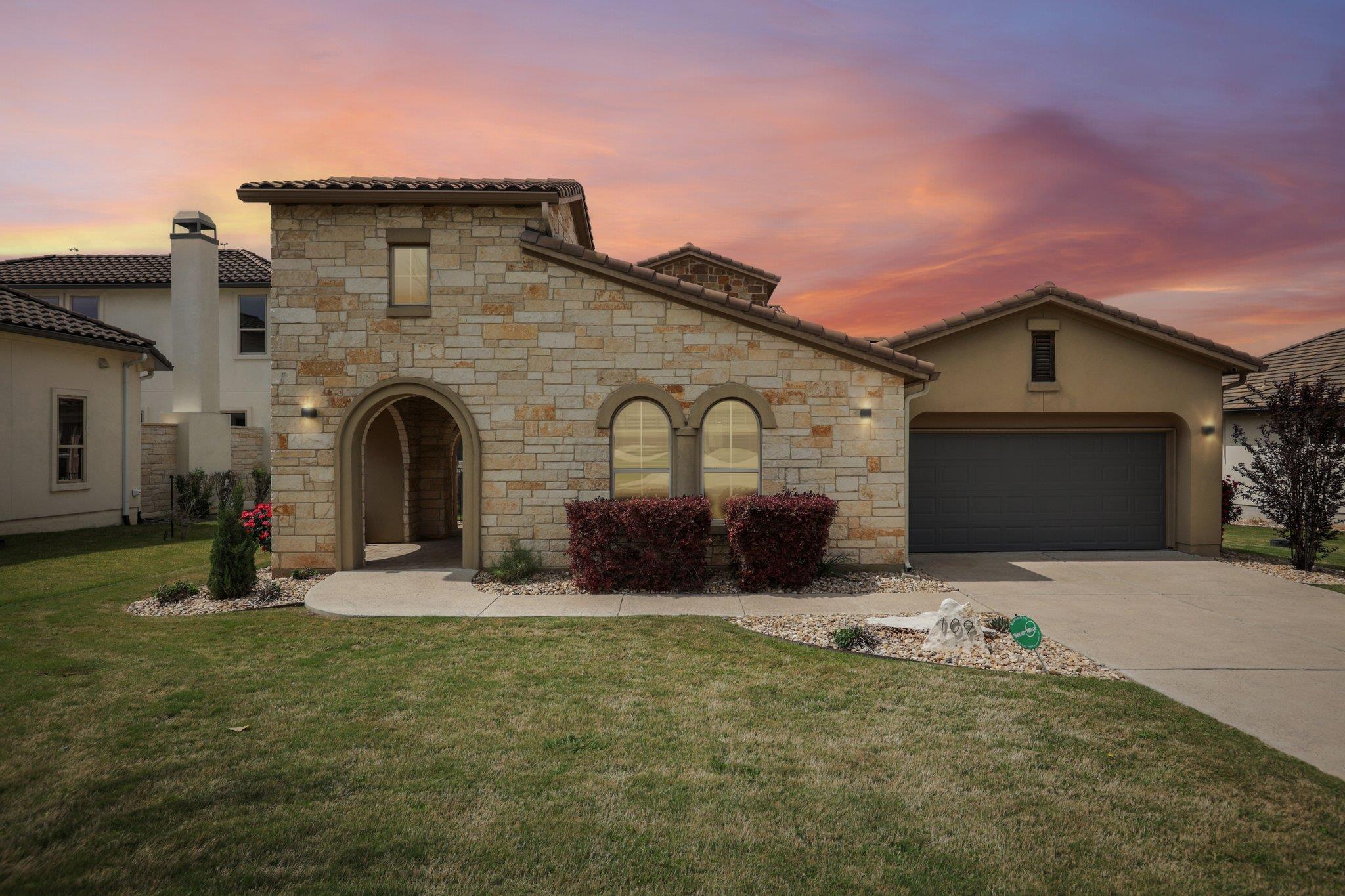 109 Charmstone Ln, Georgetown, TX 78628