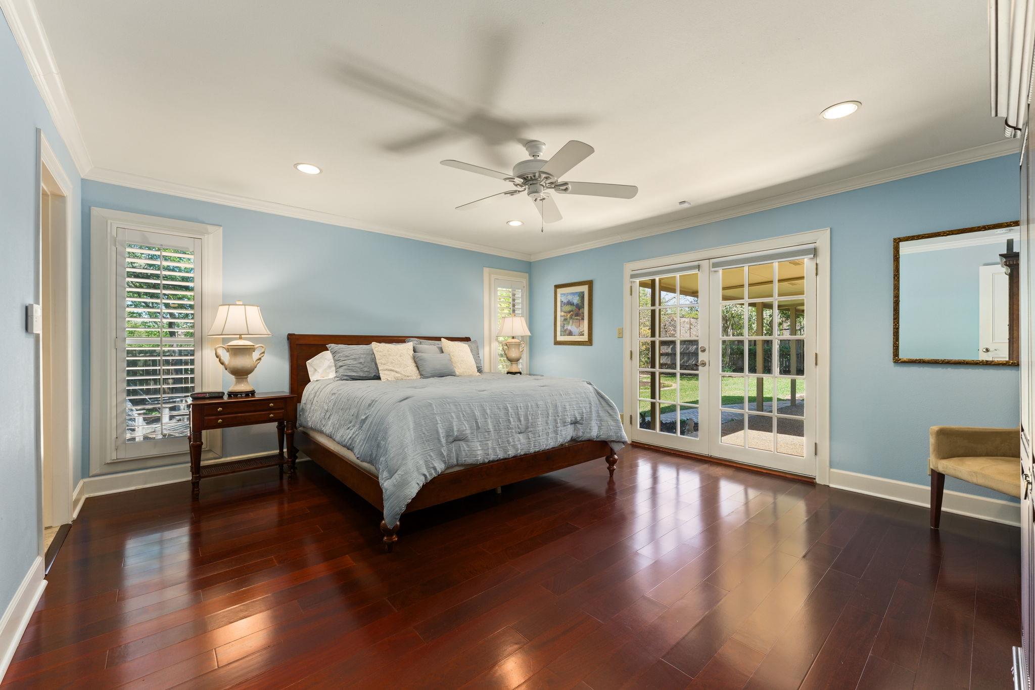 4216 Tallowood Dr, Austin, TX 78731