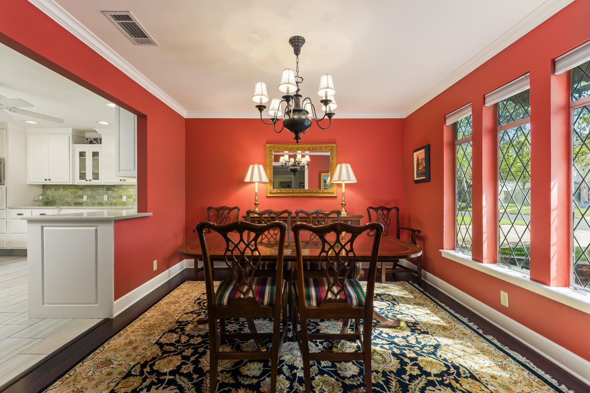 4216 Tallowood Dr, Austin, TX 78731