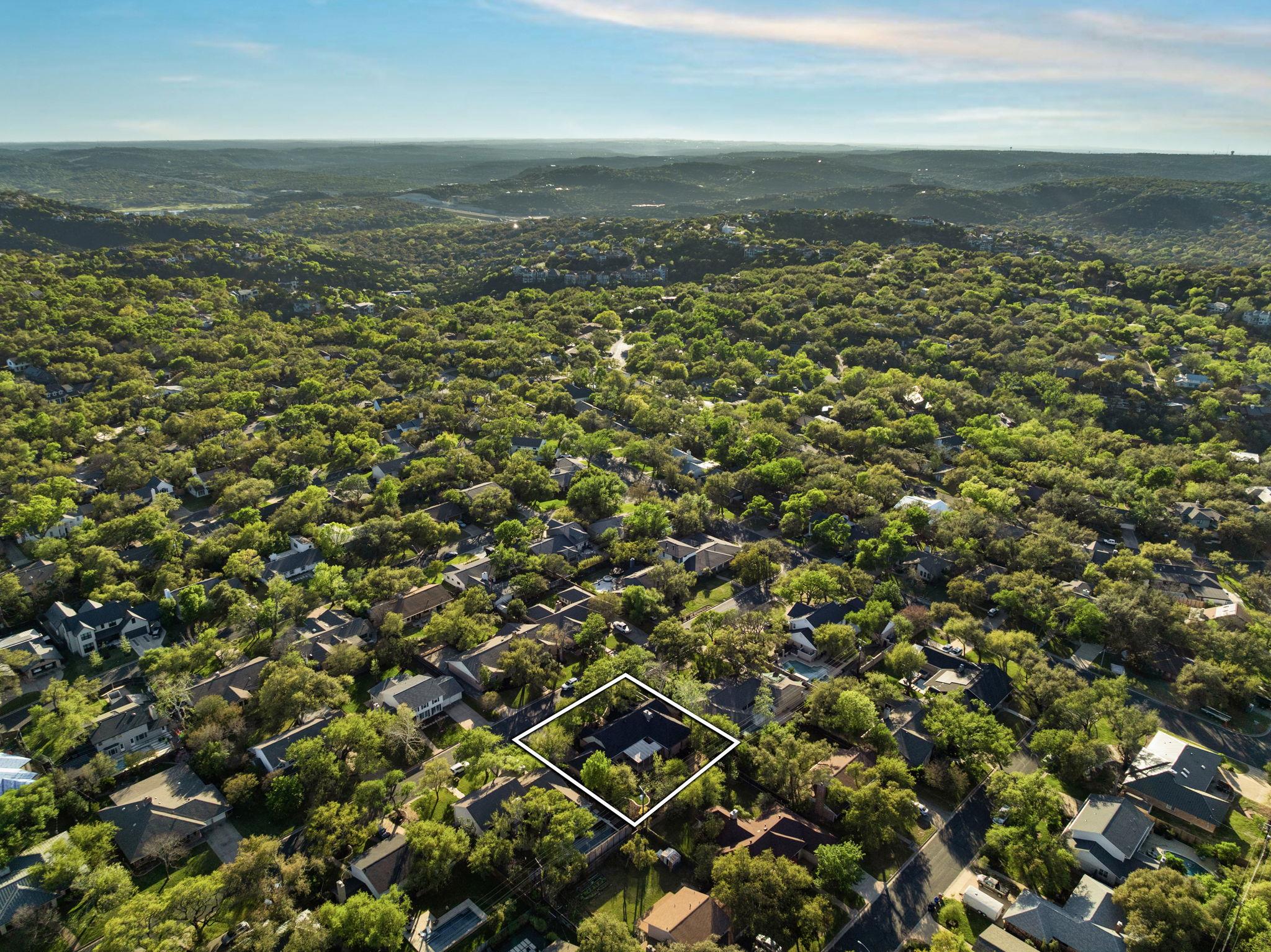 4216 Tallowood Dr, Austin, TX 78731