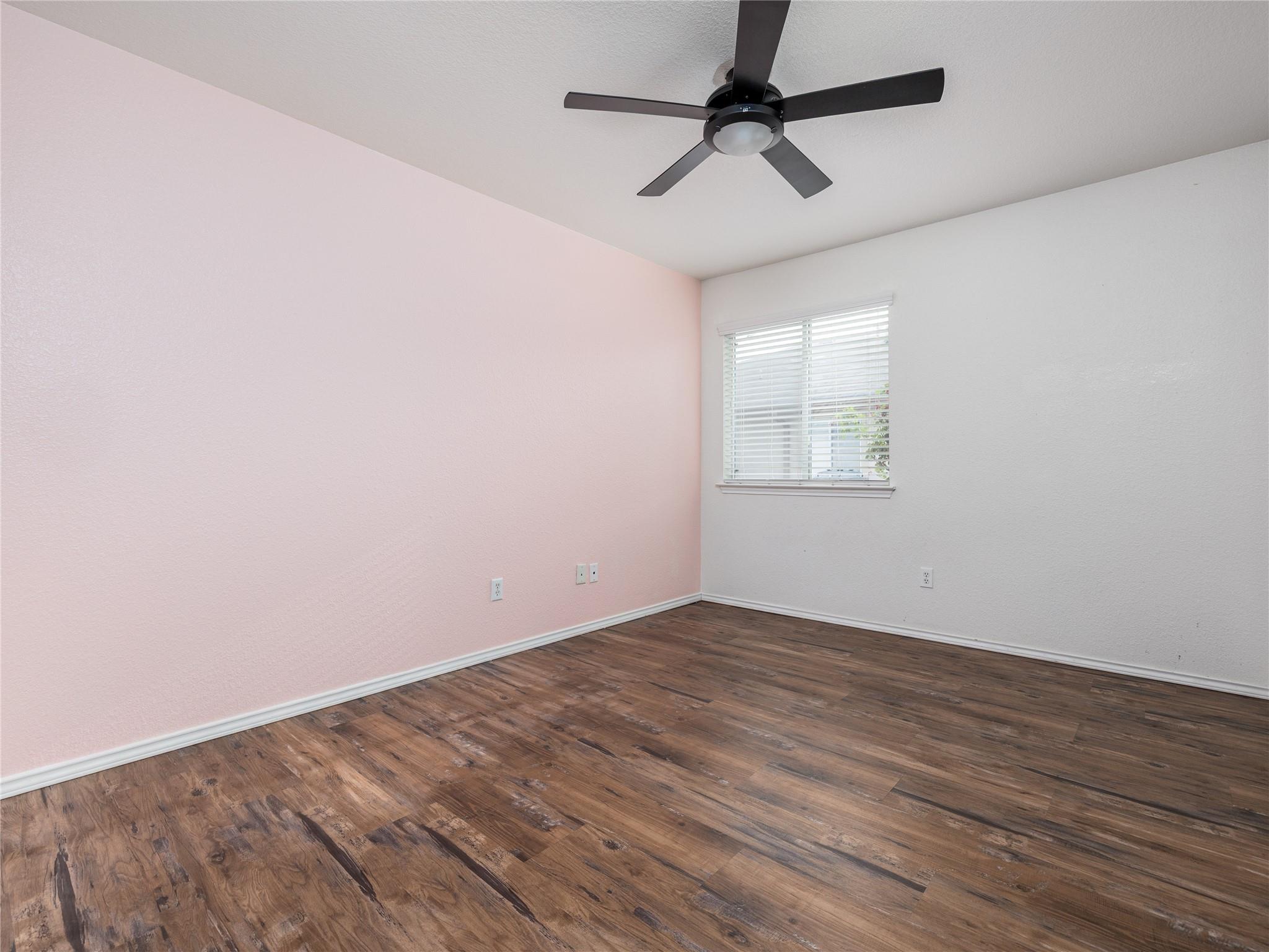 222 Killian Loop, Hutto, TX 78634