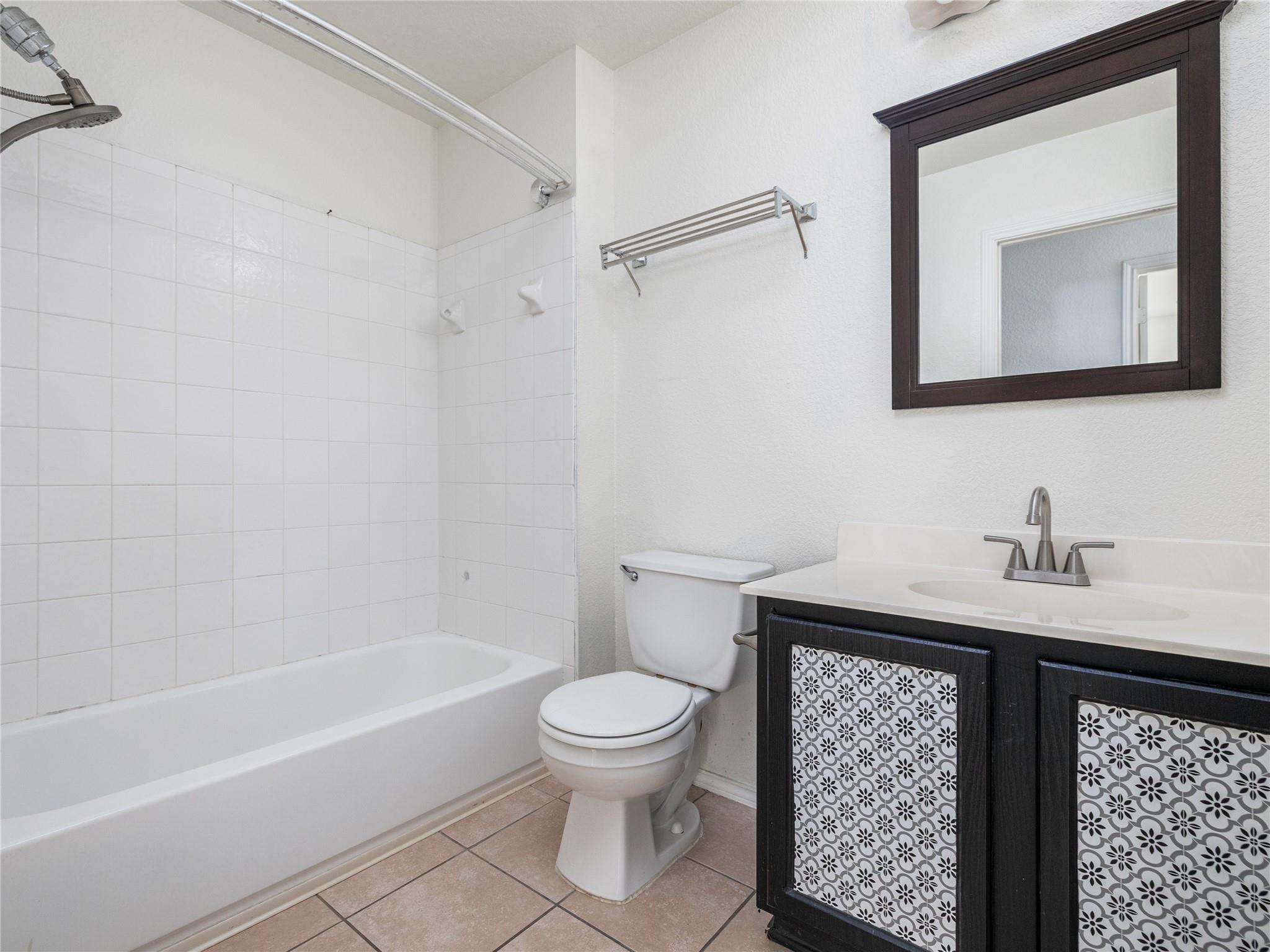 222 Killian Loop, Hutto, TX 78634