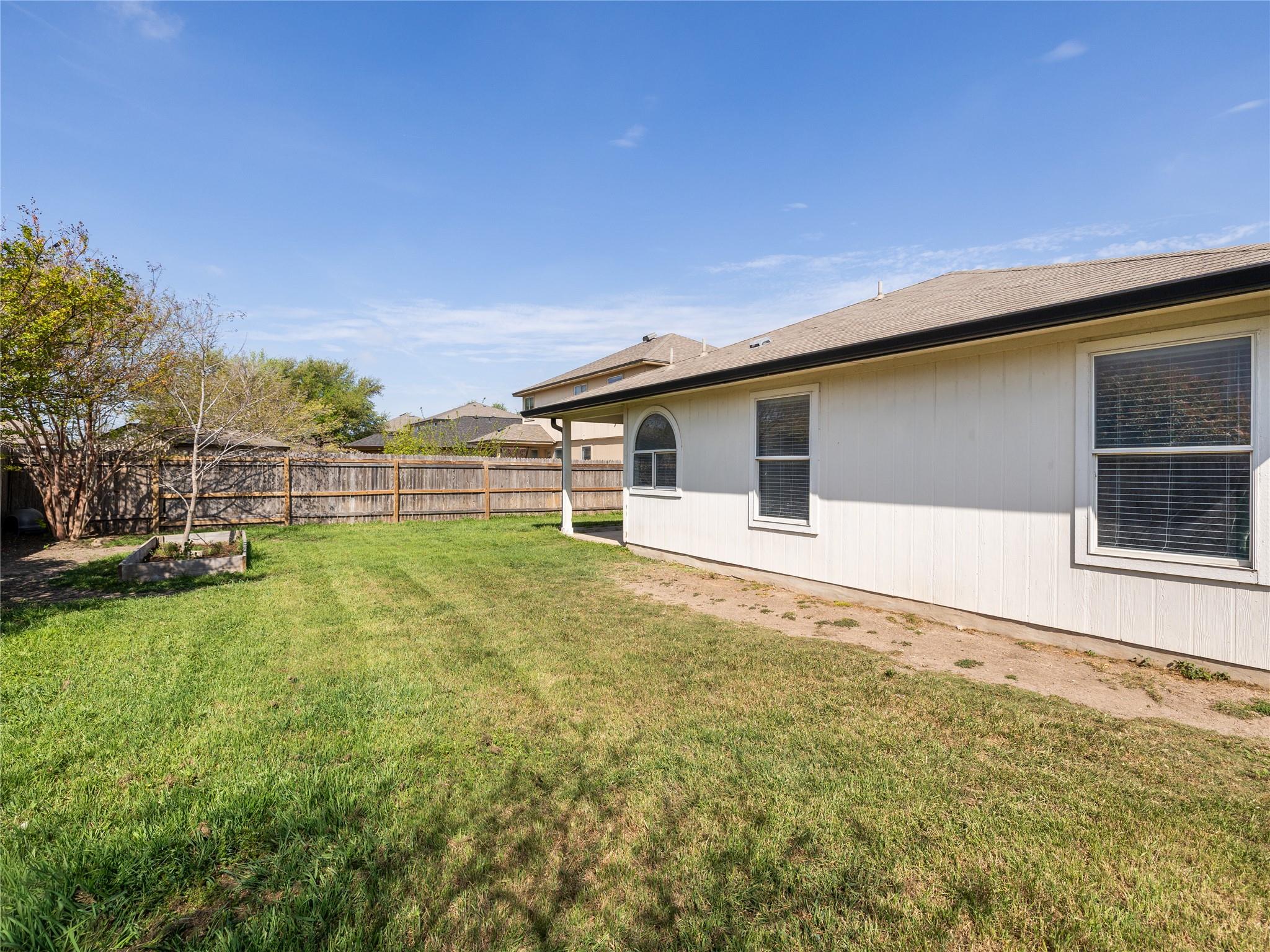 222 Killian Loop, Hutto, TX 78634