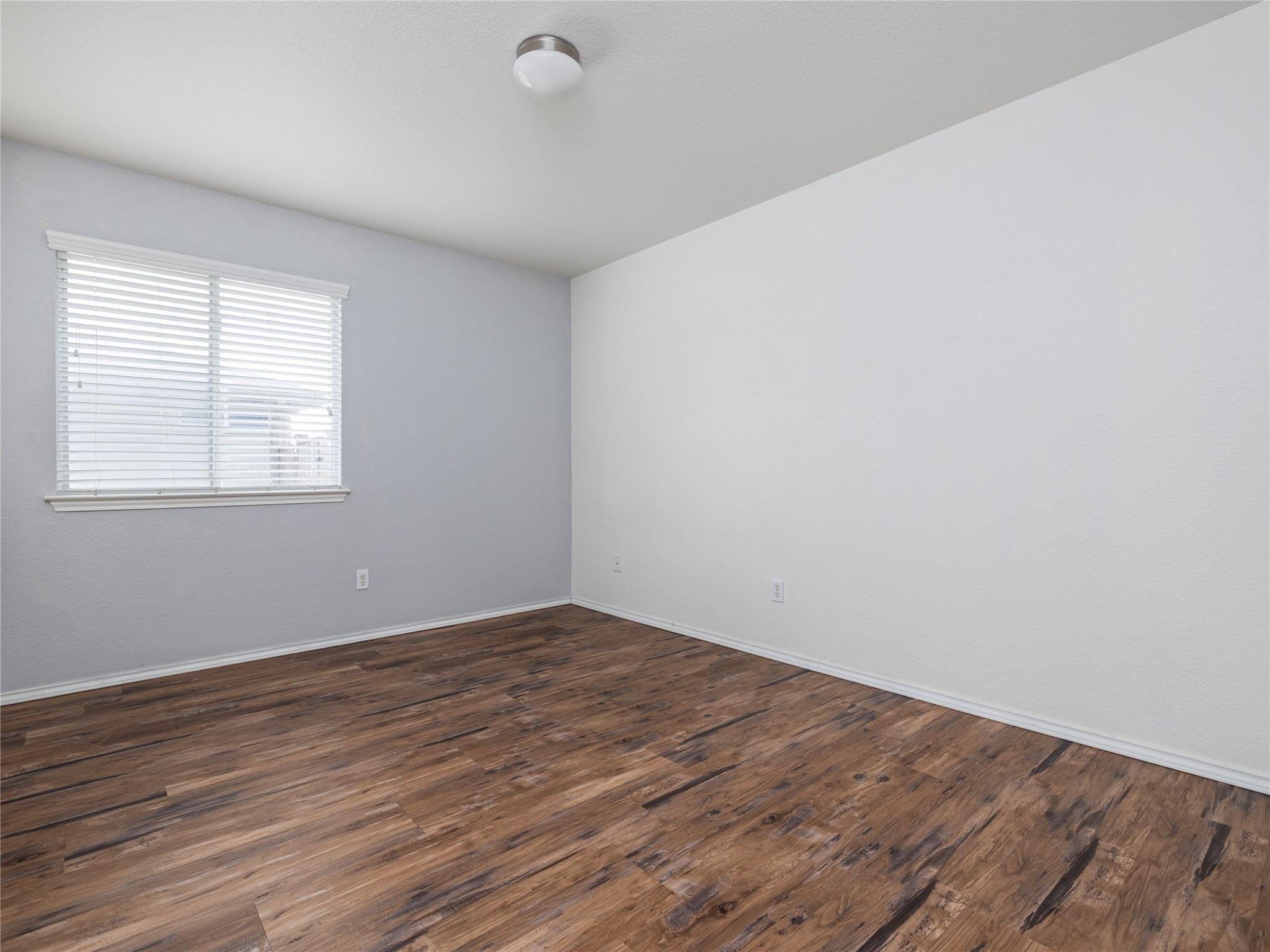 222 Killian Loop, Hutto, TX 78634