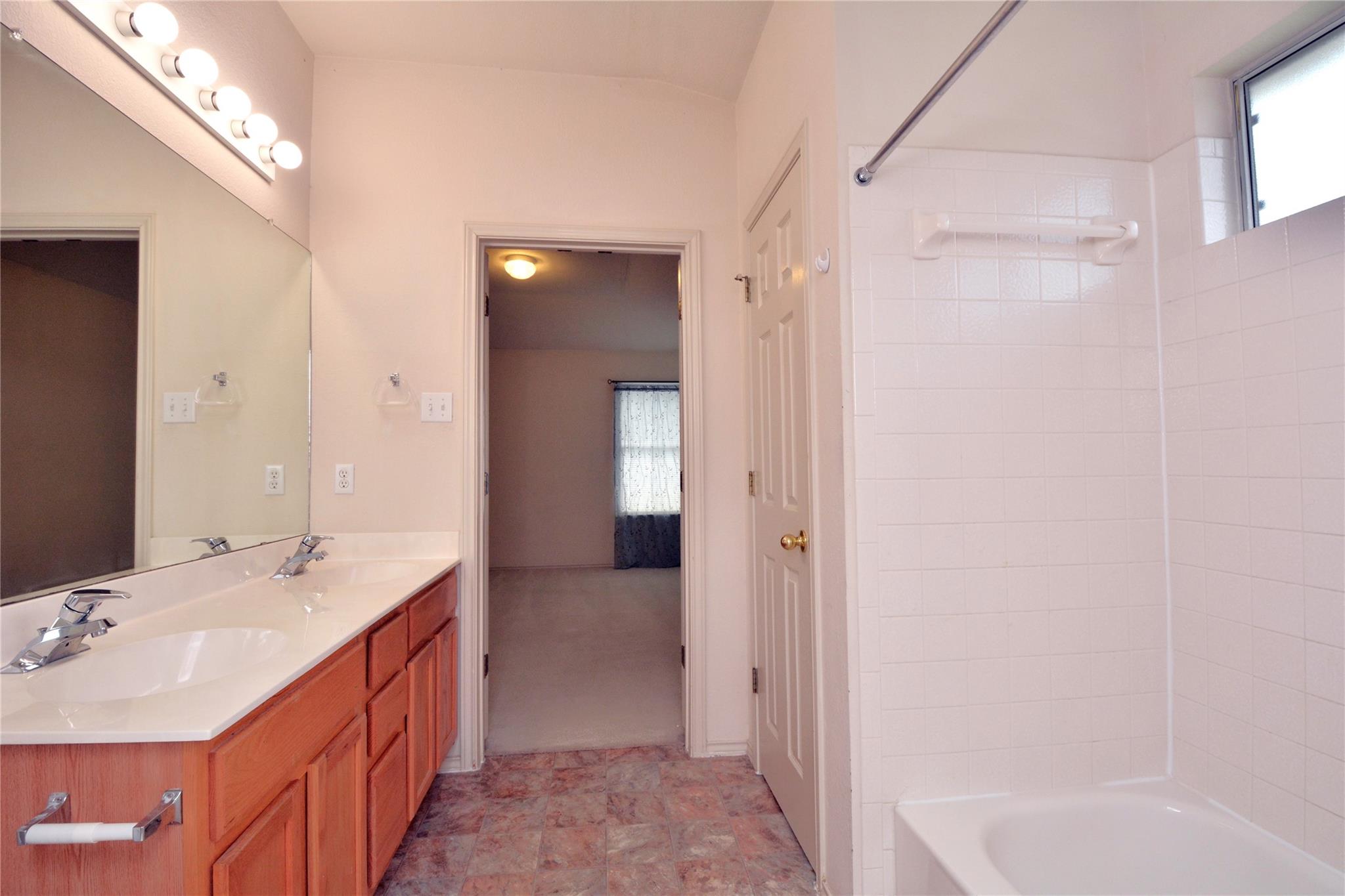 718 Settlement St, Cedar Park, TX 78613