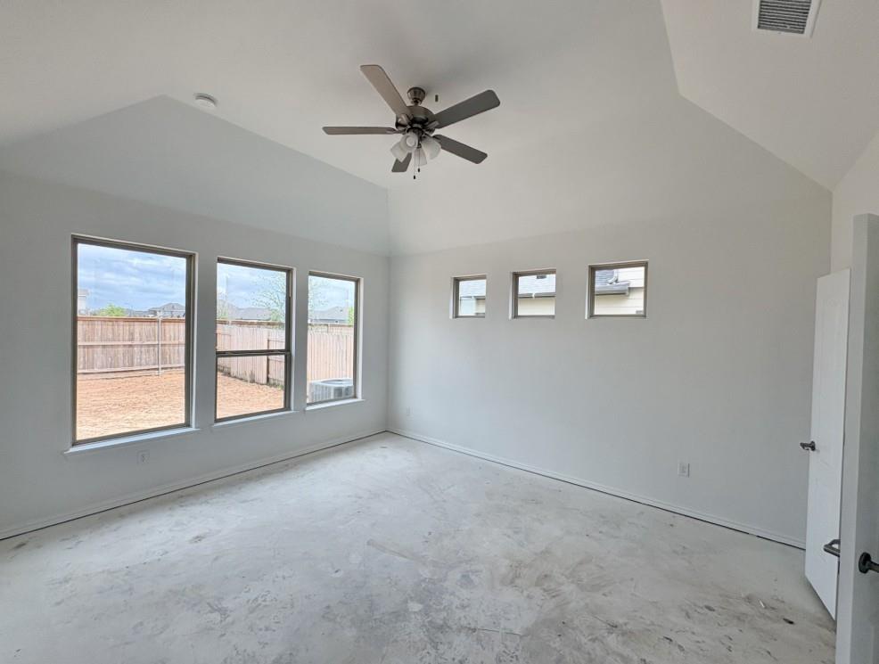 25608 Becky Bourn Ln, Elgin, TX 78621