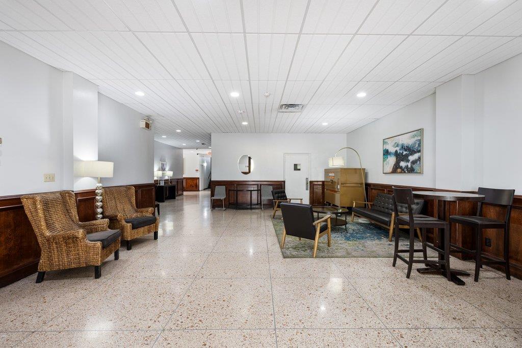 1800 Lavaca St # 207, Austin, TX 78701