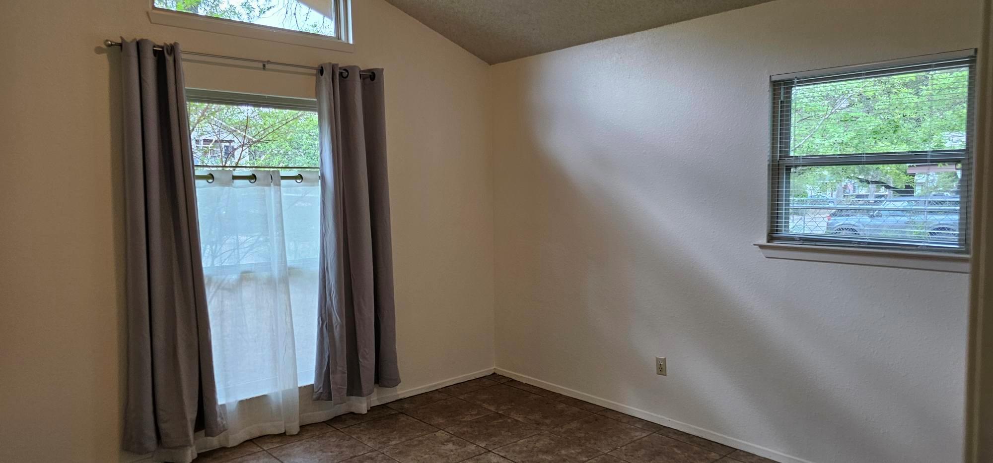 5409 Duval St # A, Austin, TX 78751