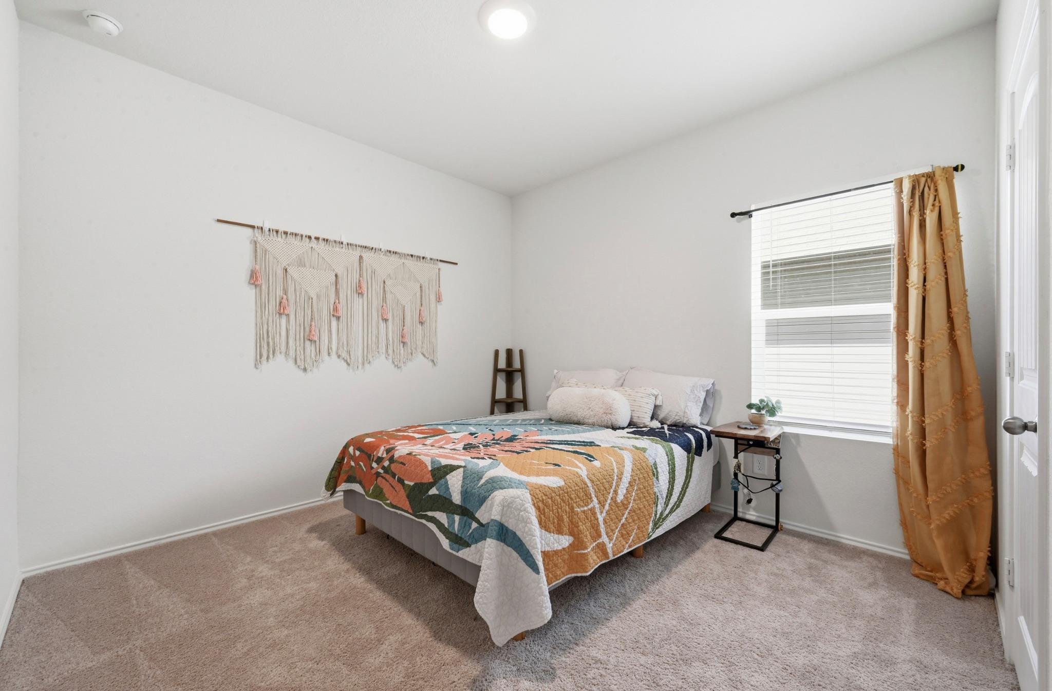 162 Euclid Ln, Kyle, TX 78640