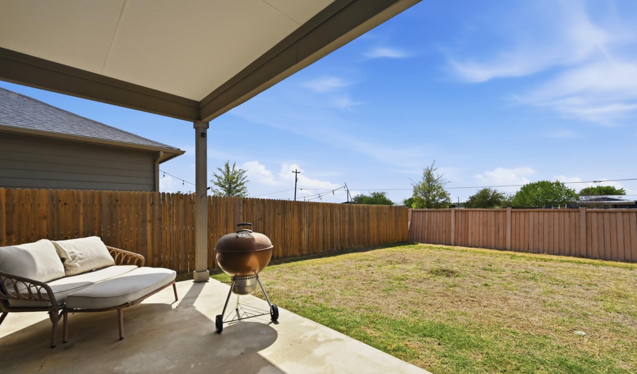 162 Euclid Ln, Kyle, TX 78640