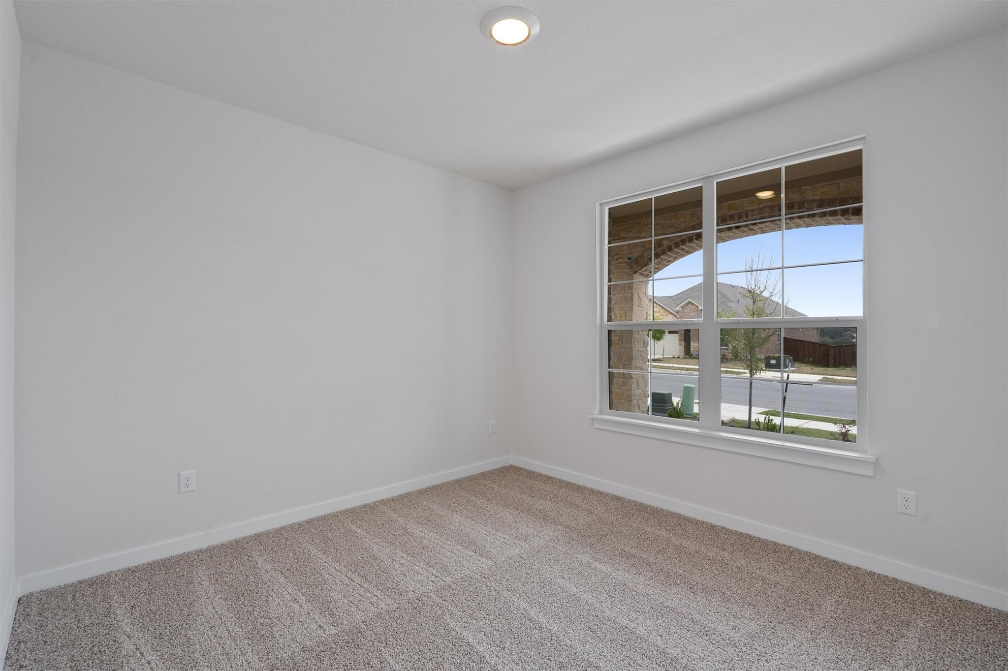 305 Barton Run Dr, Georgetown, TX 78628