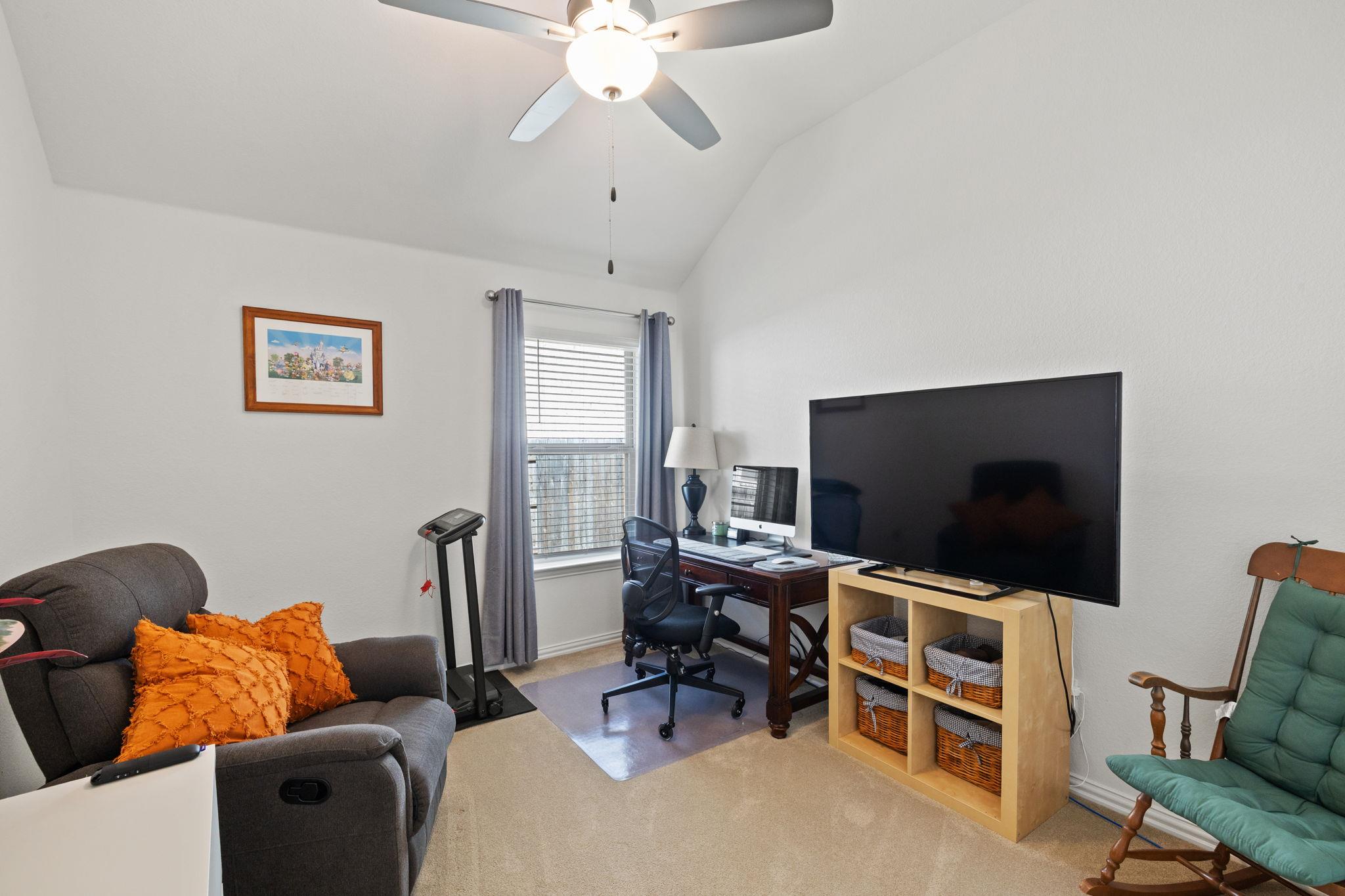 613 Sugar Cane Rd, Buda, TX 78610