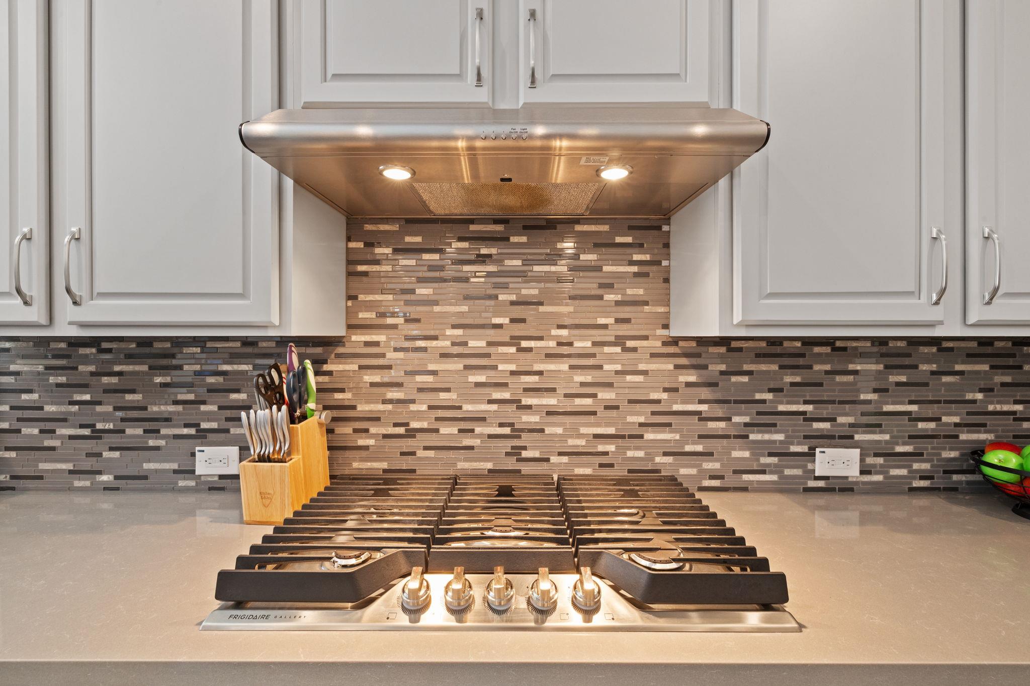 613 Sugar Cane Rd, Buda, TX 78610