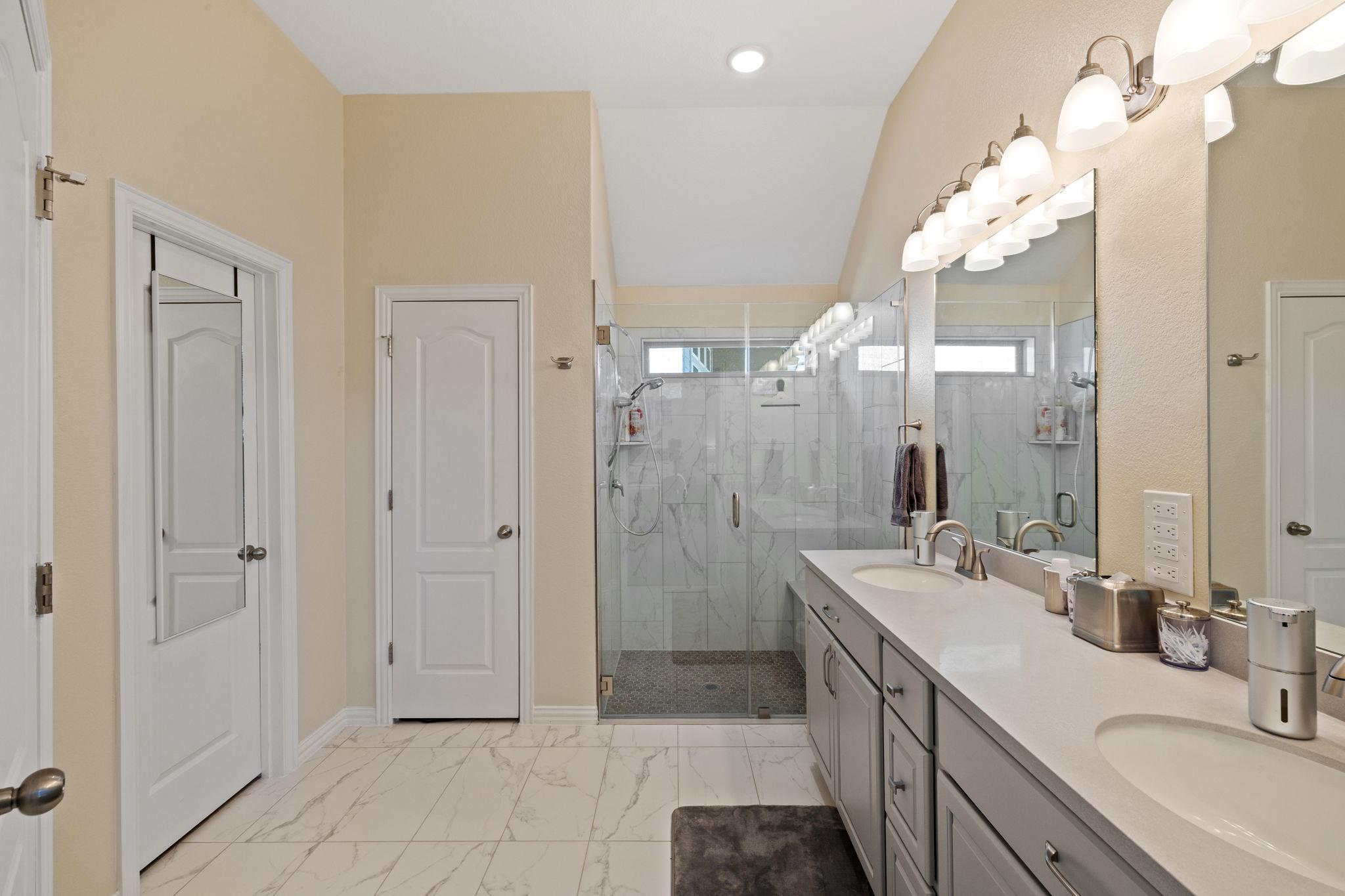 613 Sugar Cane Rd, Buda, TX 78610