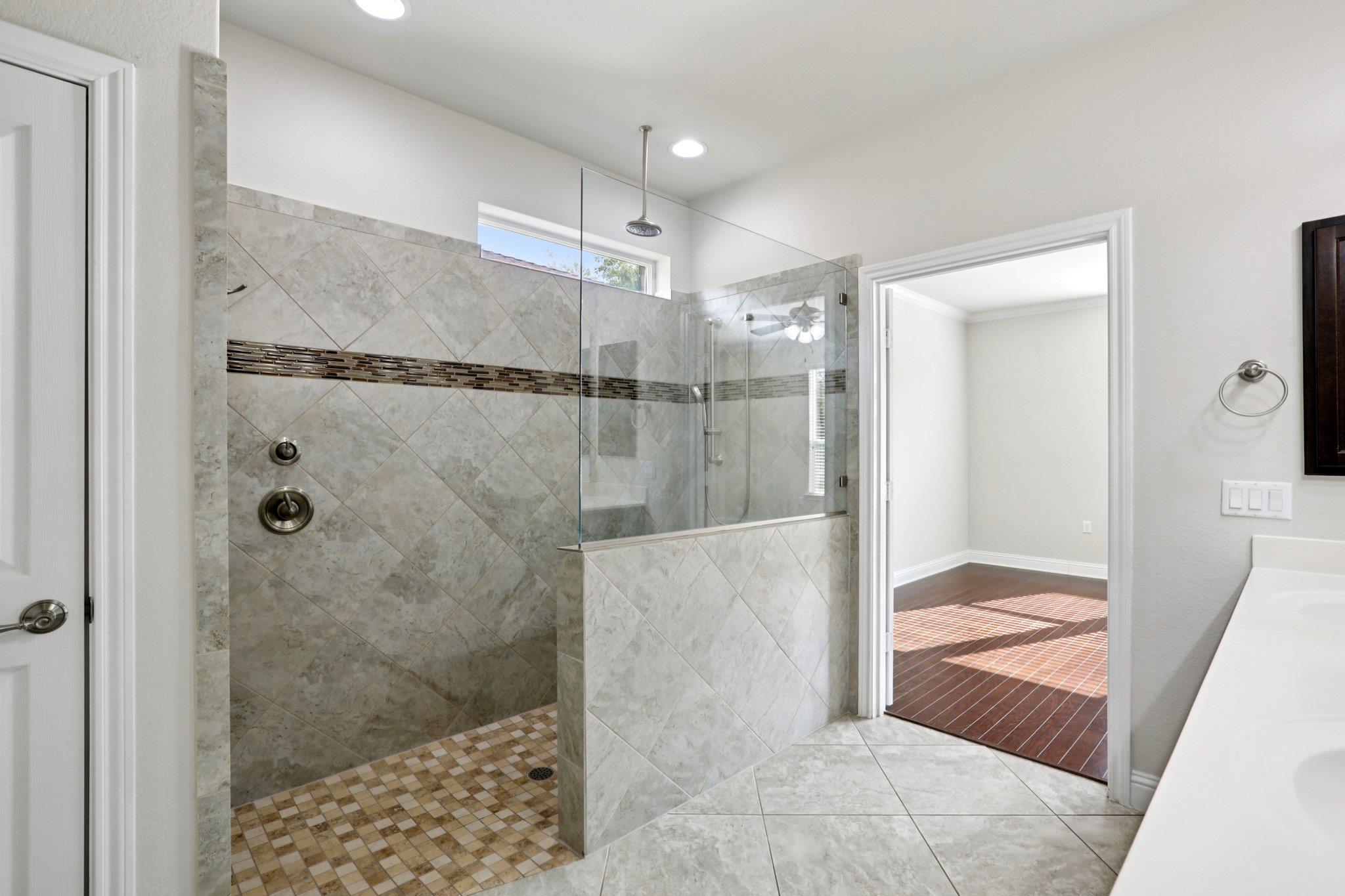 507 Davis Mountain Cir, Georgetown, TX 78633