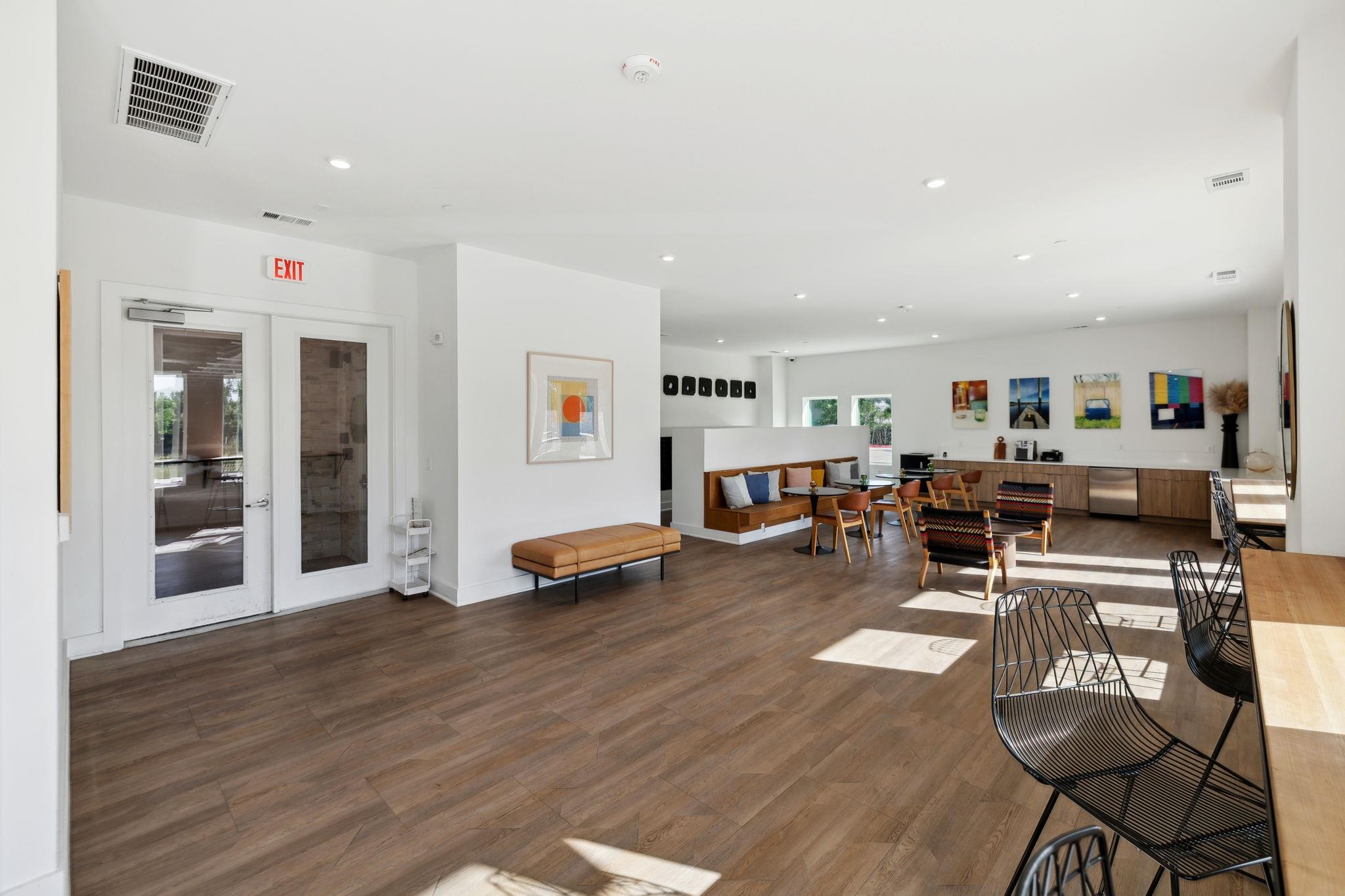 4802 S Congress Ave # 215, Austin, TX 78745