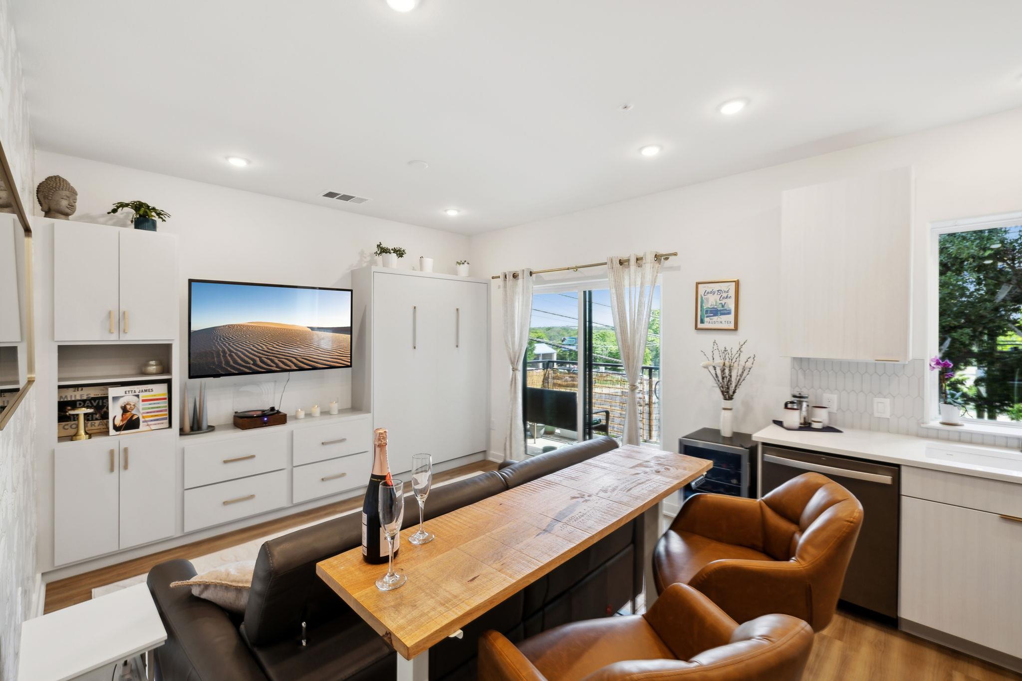 4802 S Congress Ave # 215, Austin, TX 78745