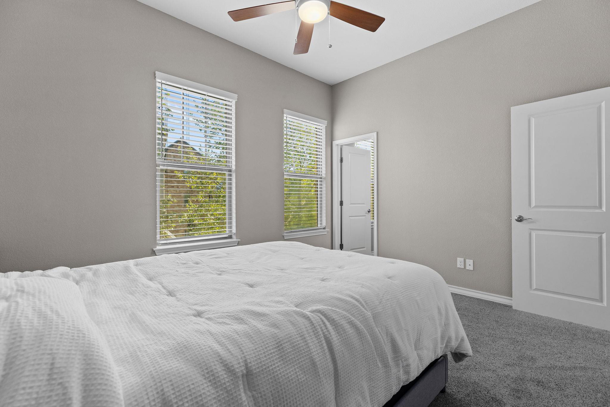 1125 Highknoll Ln, Georgetown, TX 78628