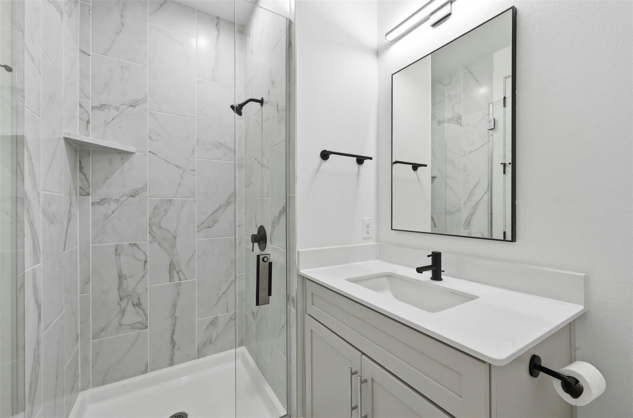 904 Catalpa St # B, Austin, TX 78702