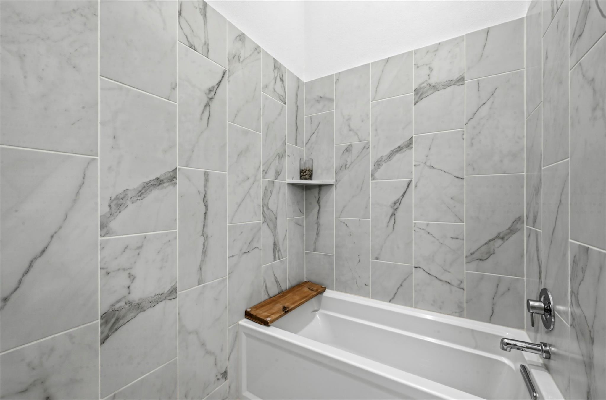 904 Catalpa St # B, Austin, TX 78702