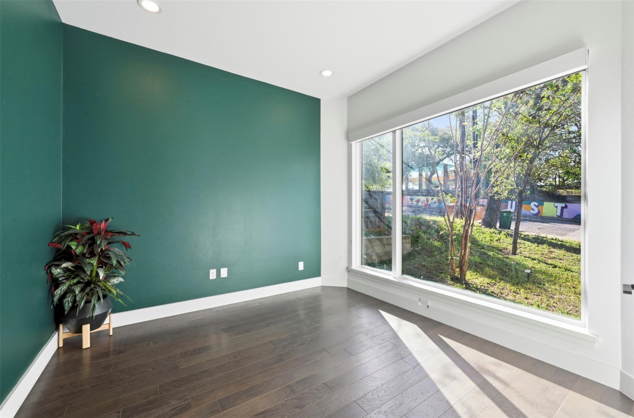 904 Catalpa St # B, Austin, TX 78702