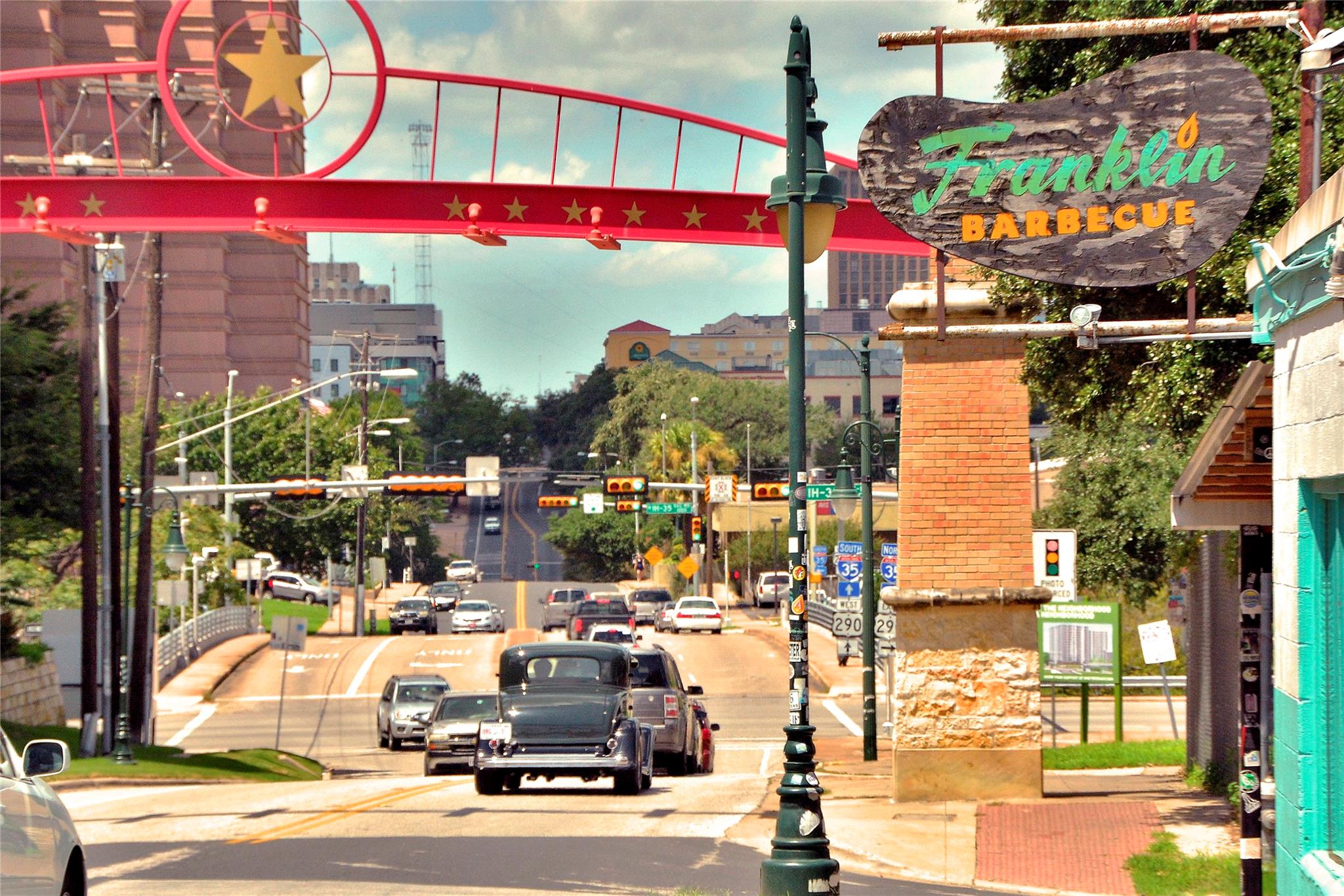 904 Catalpa St # B, Austin, TX 78702