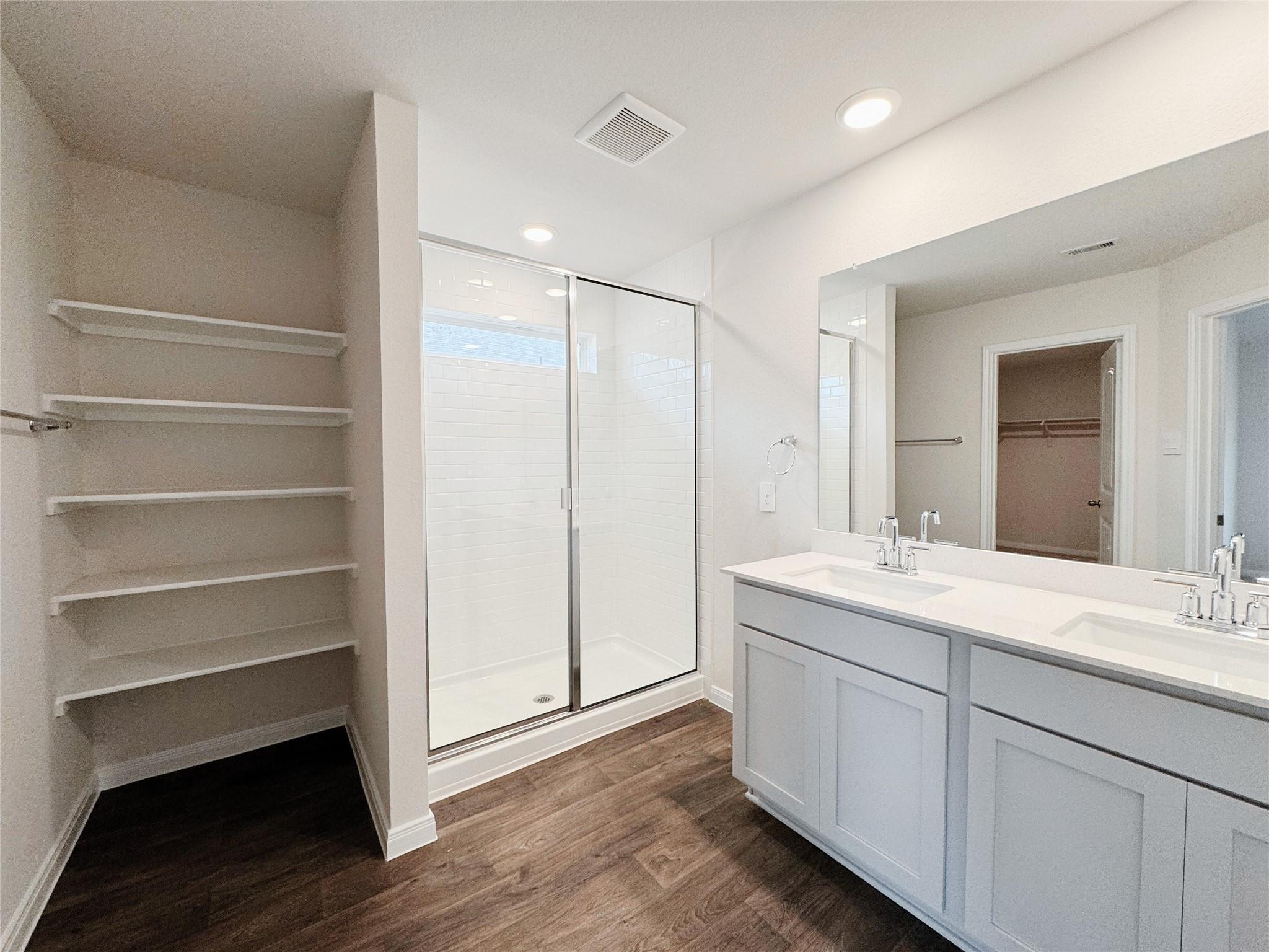 1207 CAMDEN Ln, Lockhart, TX 78644