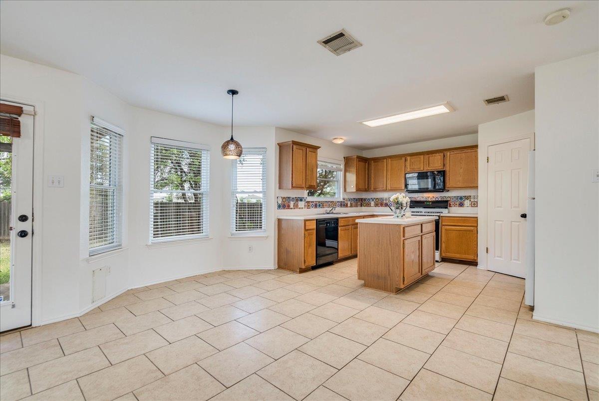 15720 Ecorio Dr, Austin, TX 78728