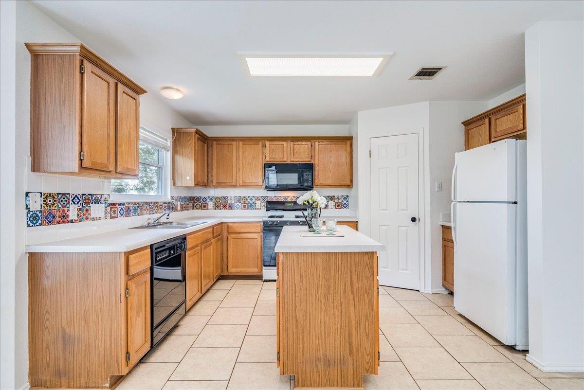 15720 Ecorio Dr, Austin, TX 78728