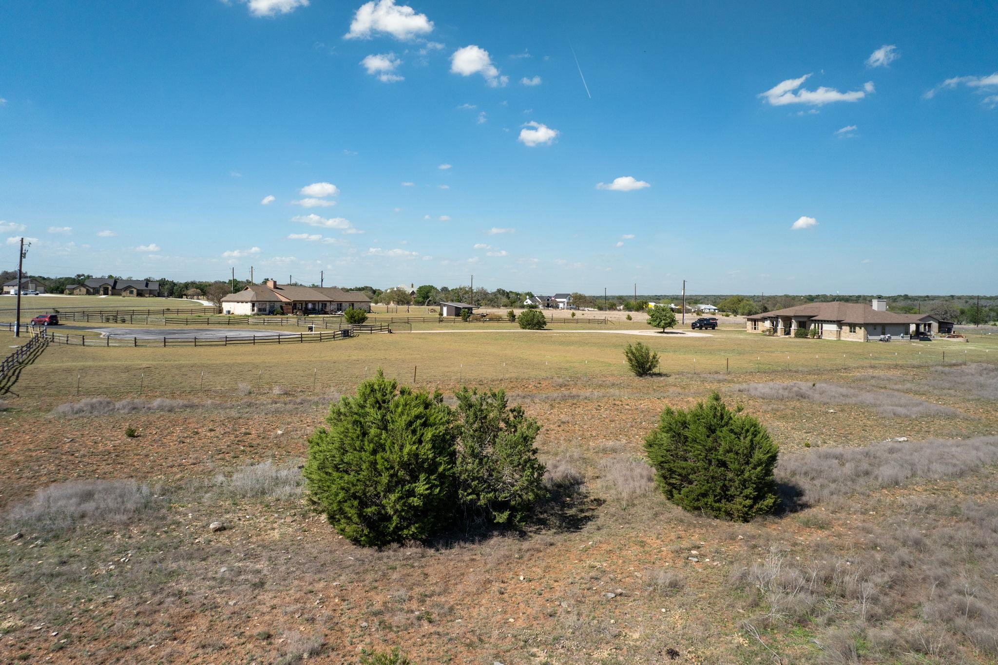 200 Stonehouse Dr, Liberty Hill, TX 78642