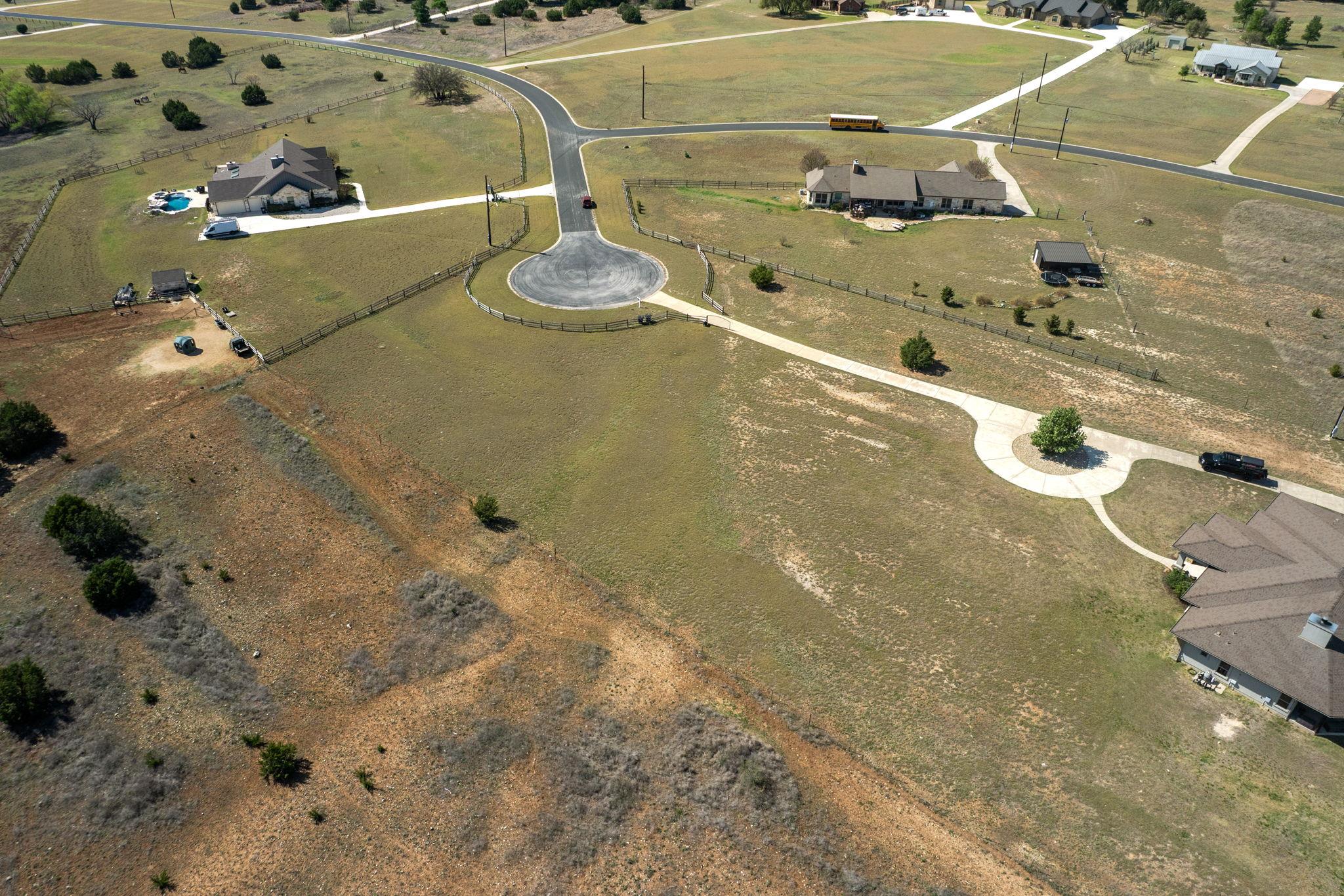 200 Stonehouse Dr, Liberty Hill, TX 78642