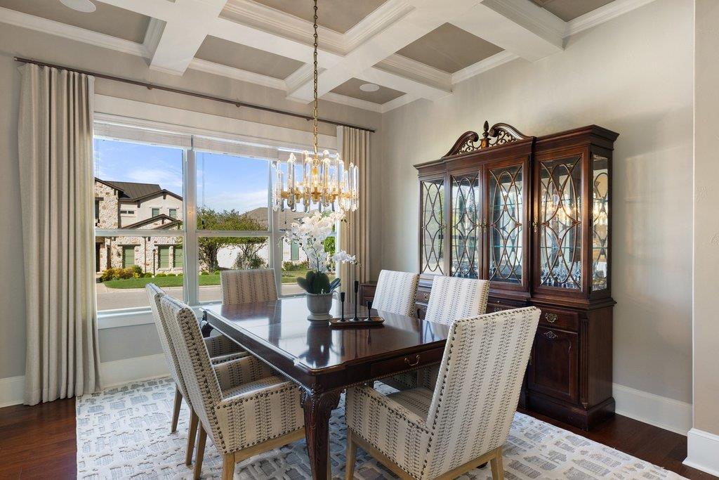 813 Serene Estates Dr, Austin, TX 78738