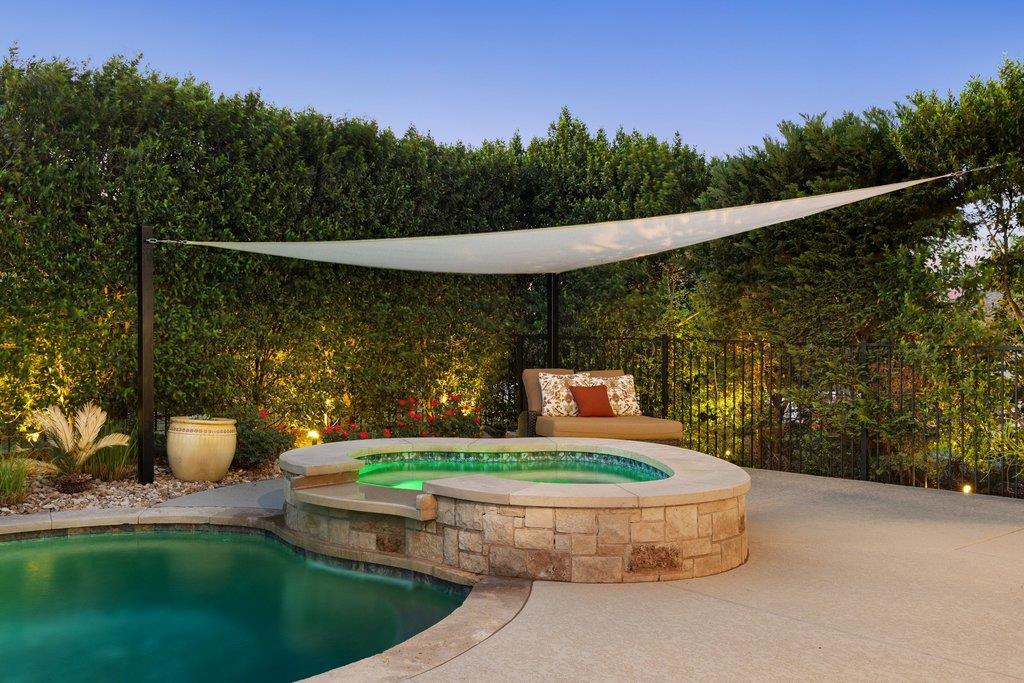 813 Serene Estates Dr, Austin, TX 78738