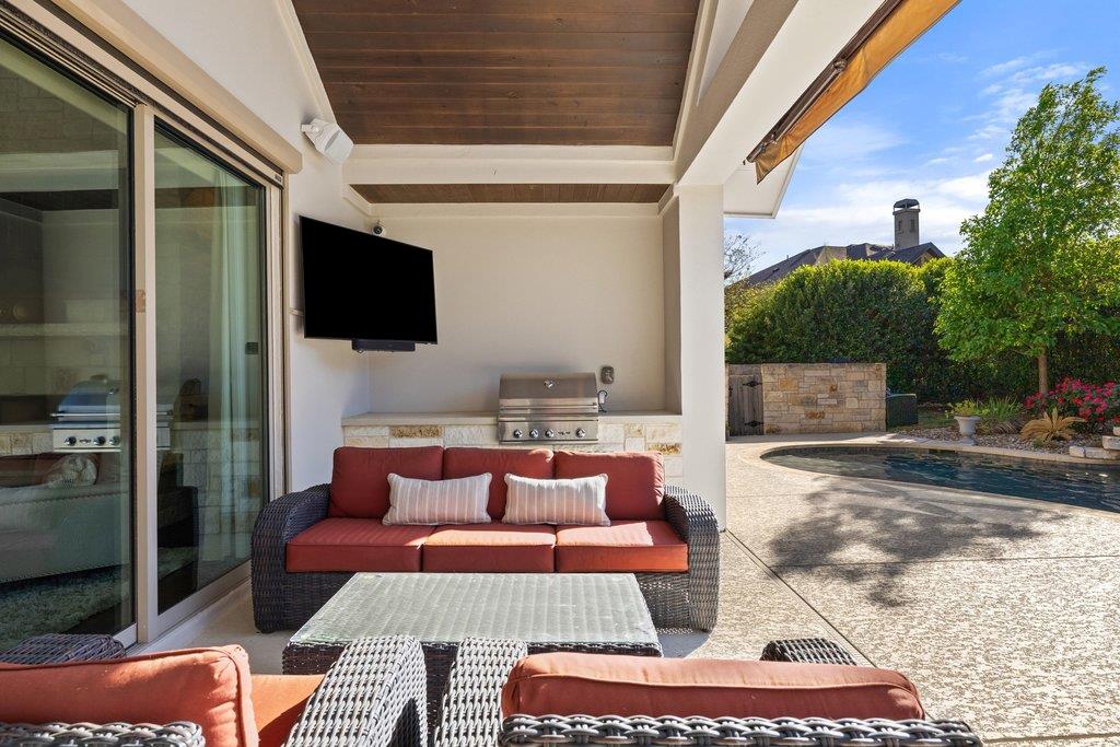 813 Serene Estates Dr, Austin, TX 78738