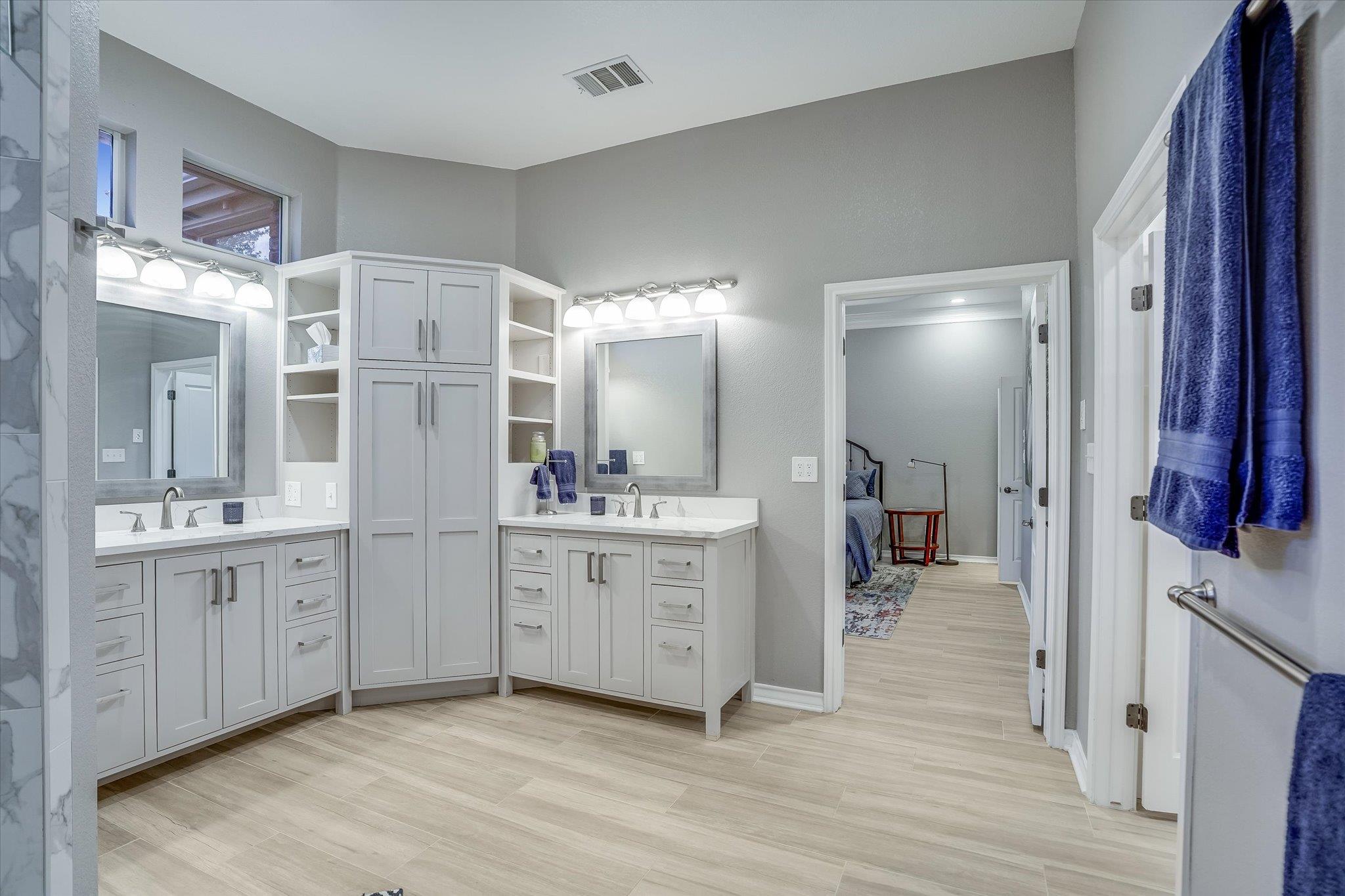 1400 Tom Sawyer Rd, Dripping Springs, TX 78620