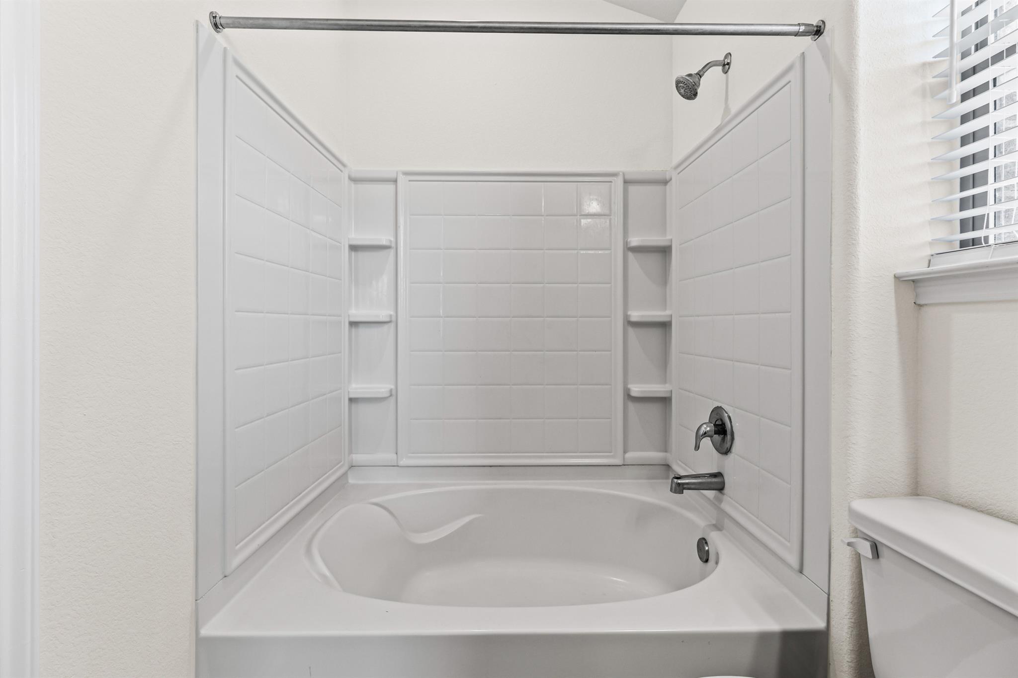 17015 Gibbons Path, Round Rock, TX 78664