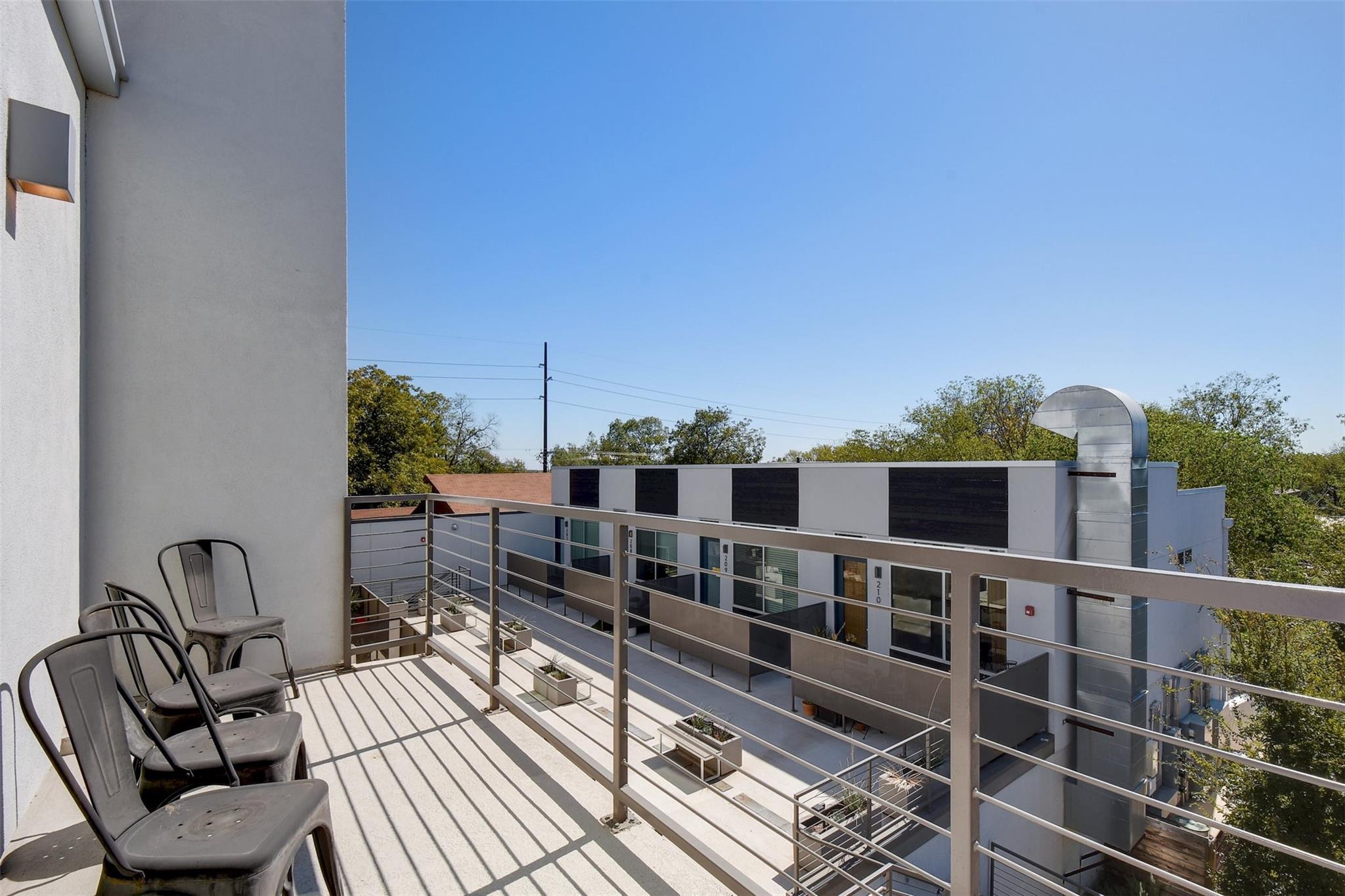 1701 E MLK Jr Blvd # 107, Austin, TX 78702