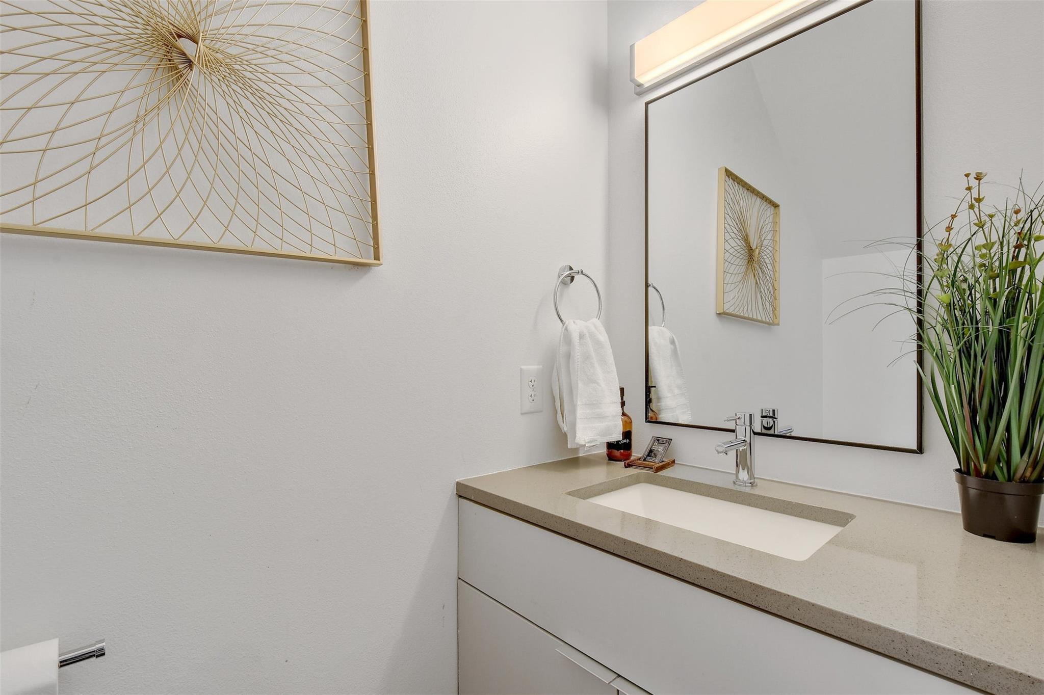 1701 E MLK Jr Blvd # 107, Austin, TX 78702