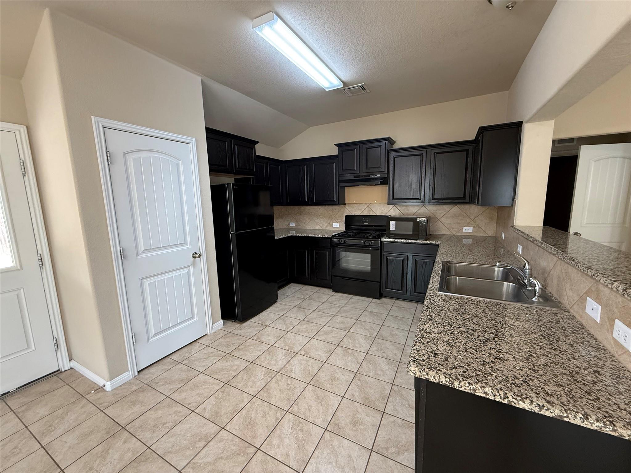 1441 Hamiltons Way, Leander, TX 78641