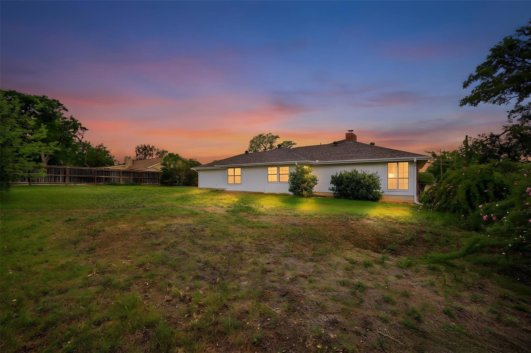 205 Sunshine Dr, Georgetown, TX 78628