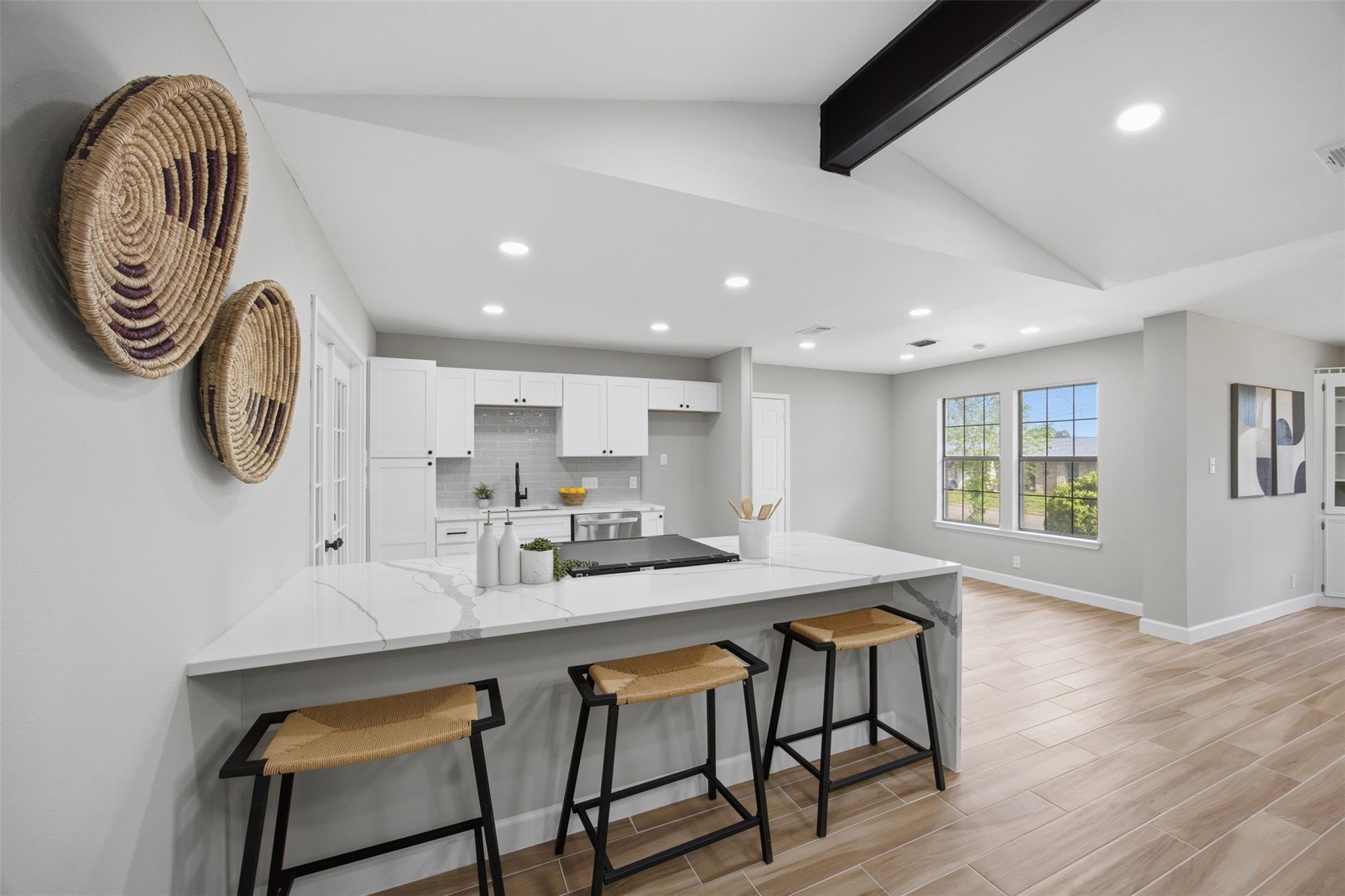 205 Sunshine Dr, Georgetown, TX 78628